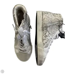 Classy comfort Shoes Sneakers By Vintage Havana In Grey & White, Size: 6.5