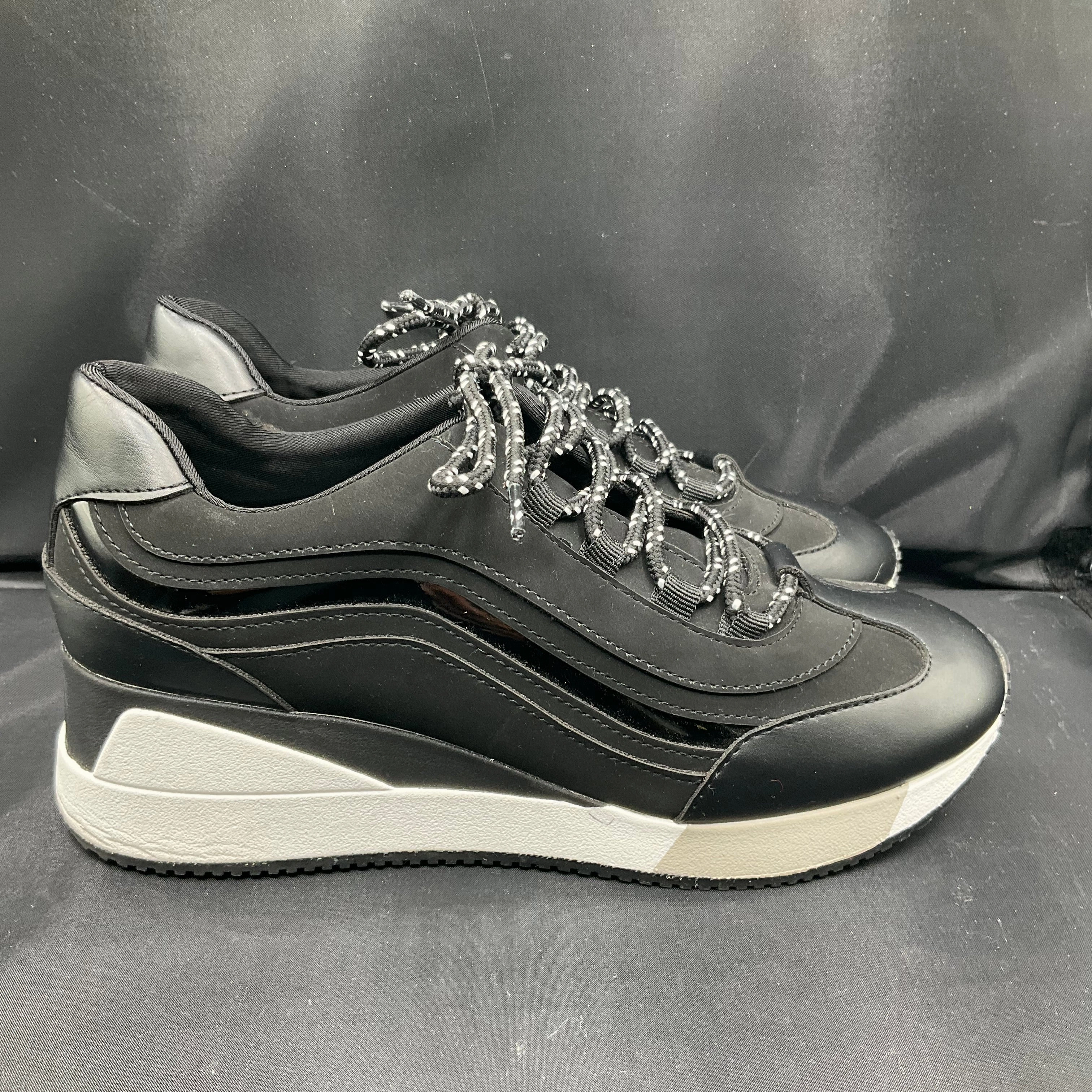 Shoes Sneakers By Alfani In Black & White, Size: 8.5 High Traction Ergo Design