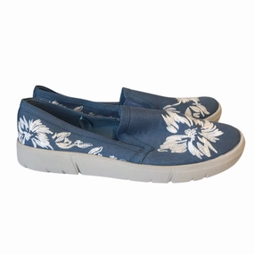 Non Slip Insole Travel Ease Shoes Sneakers By Bare Traps In Blue & White, Size:10