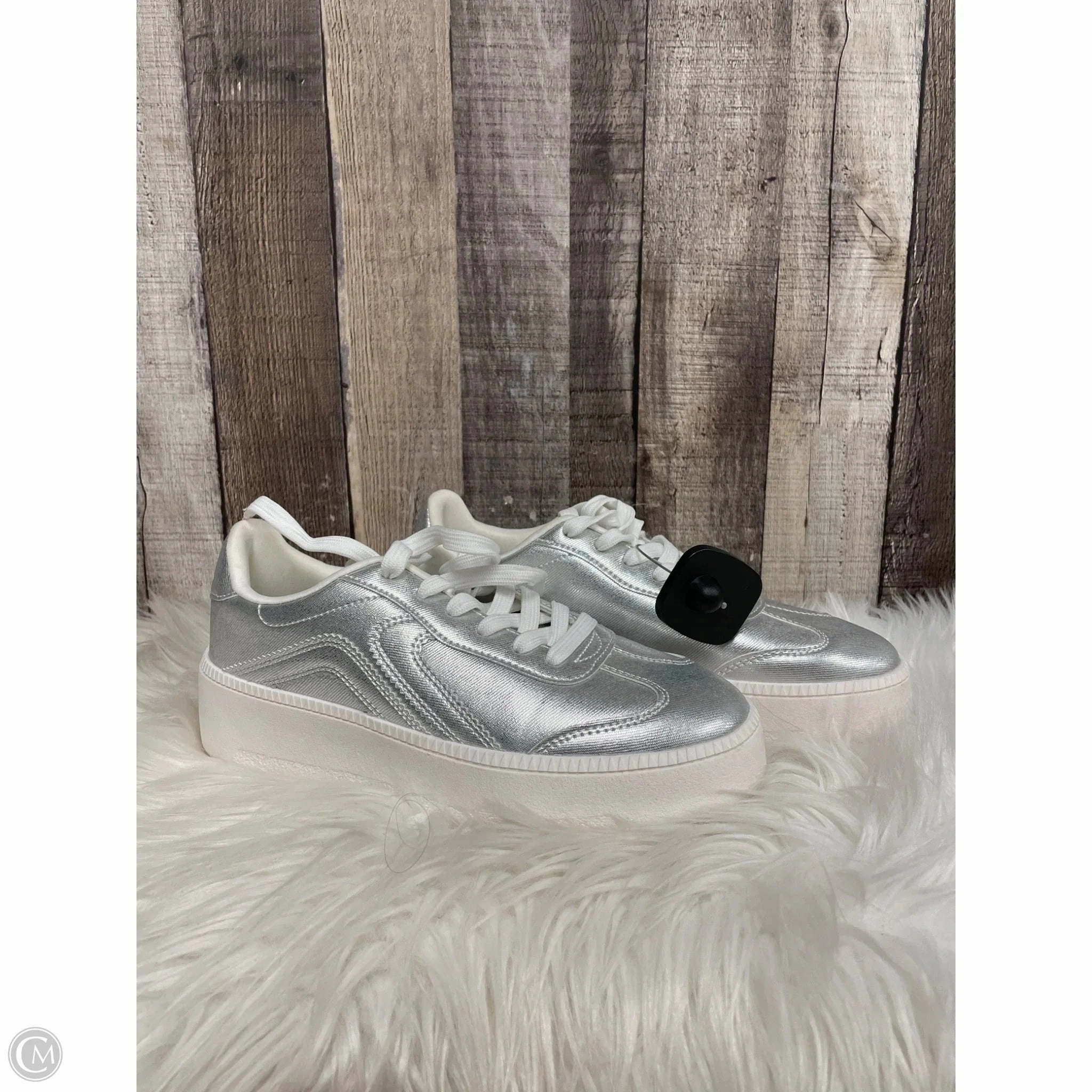 Performance Elastic Strap Shoes Sneakers By Call It Spring In Silver, Size: 8