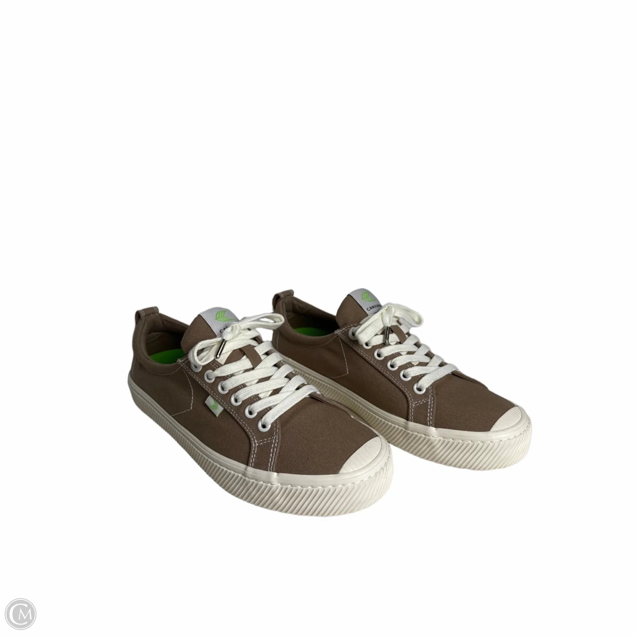Quick On Shoes Sneakers By Cariuma In Green, Size: 11