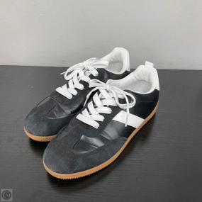 Flat Sole Shoes Sneakers By Clothes Mentor In Black, Size: 8