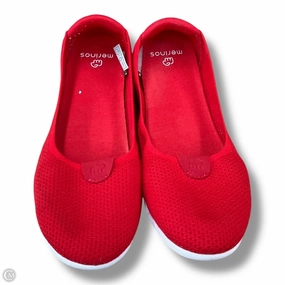 Street cushioning Shoes Sneakers By Clothes Mentor In Red, Size: 9