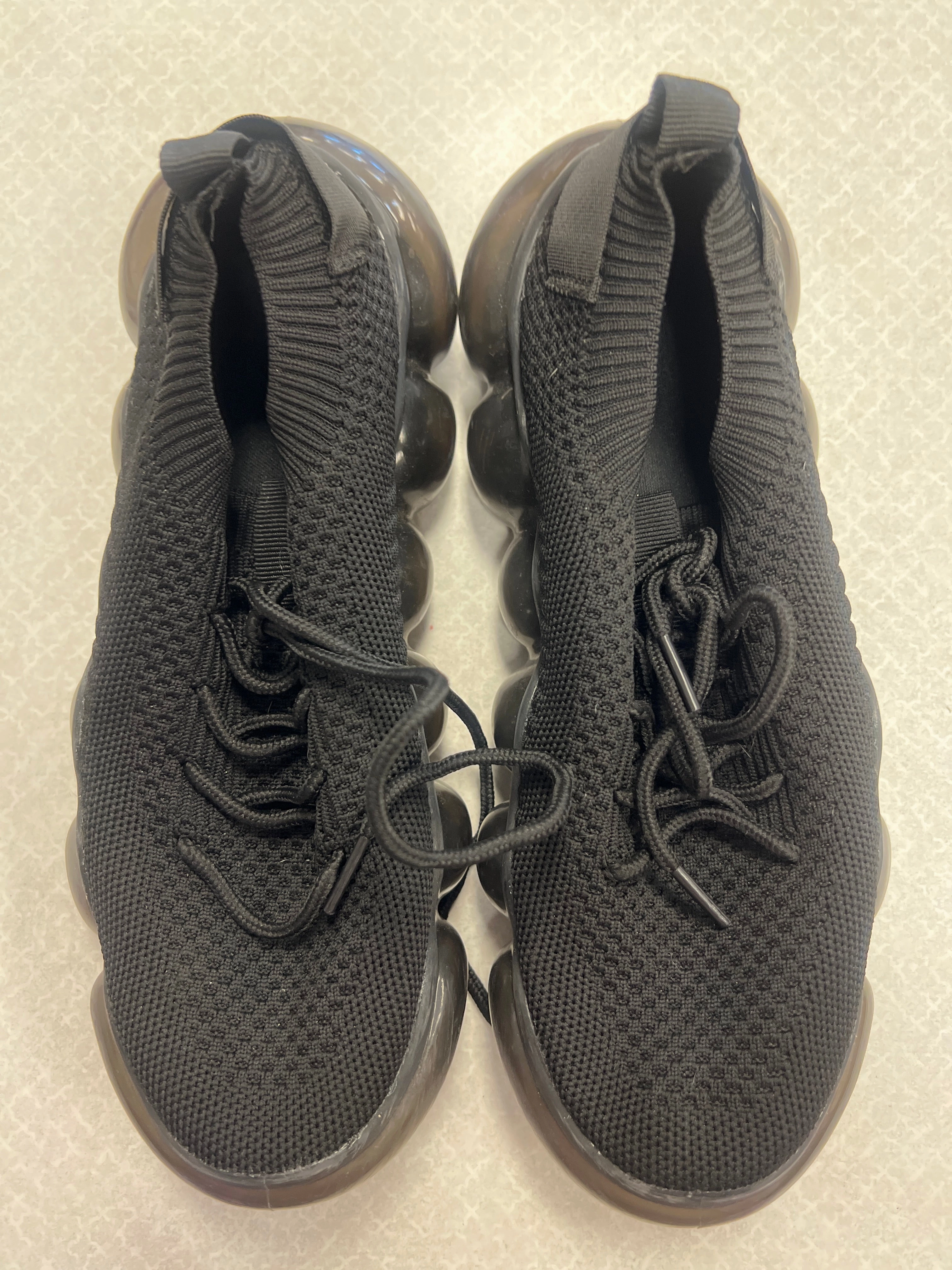 Water Resistant Weave Shoes Sneakers By Clothes Mentor  Size: 7