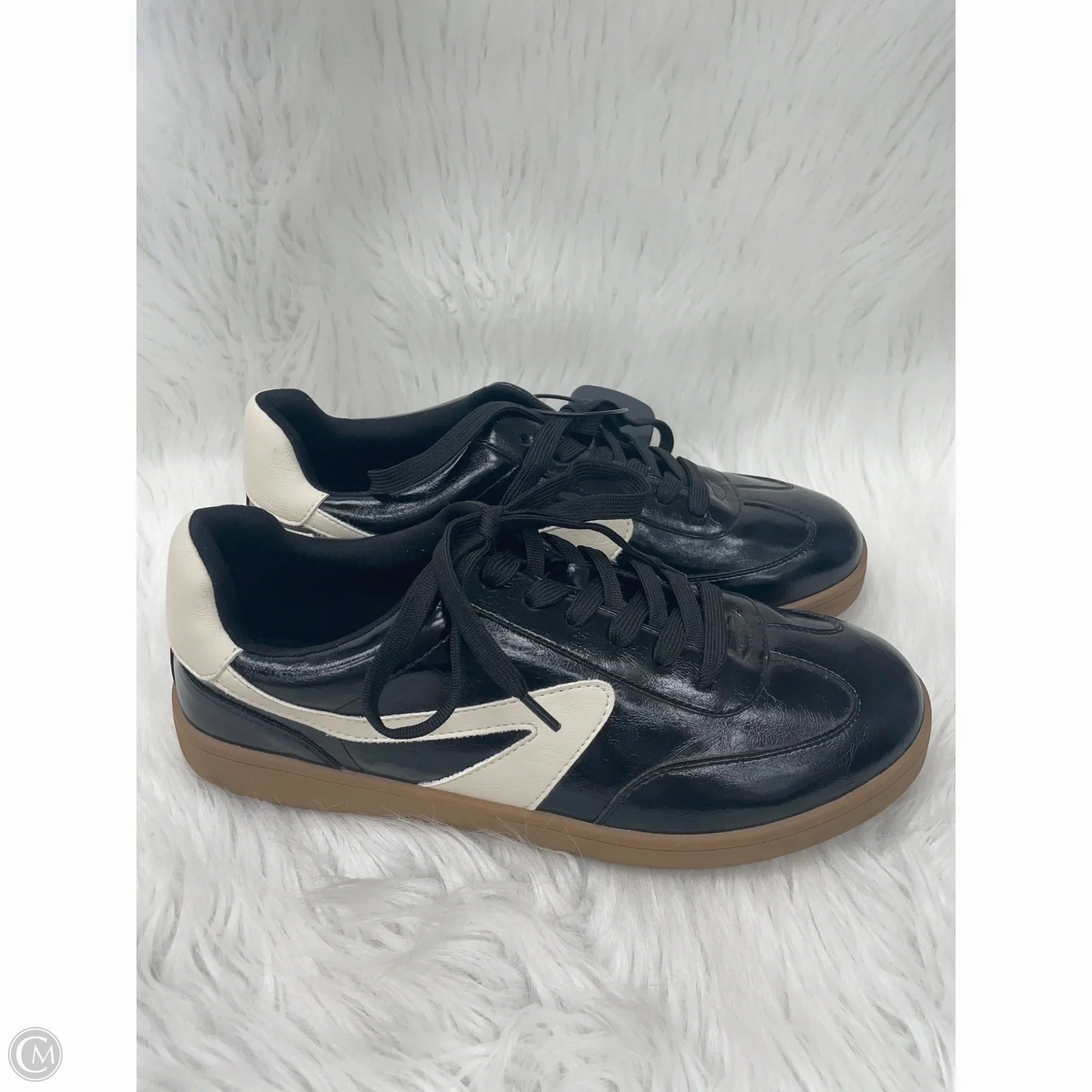 Shoes Sneakers By Dolce Vita In Black & Cream, Size: 10 Flexible Steps