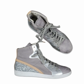 Ultimate Ease Shoes Sneakers By Dolce Vita  Size: 10