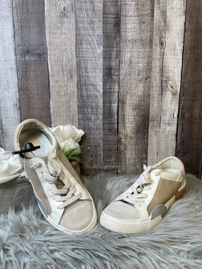 Durable Form Shoes Sneakers By Dolce Vita  Size: 7