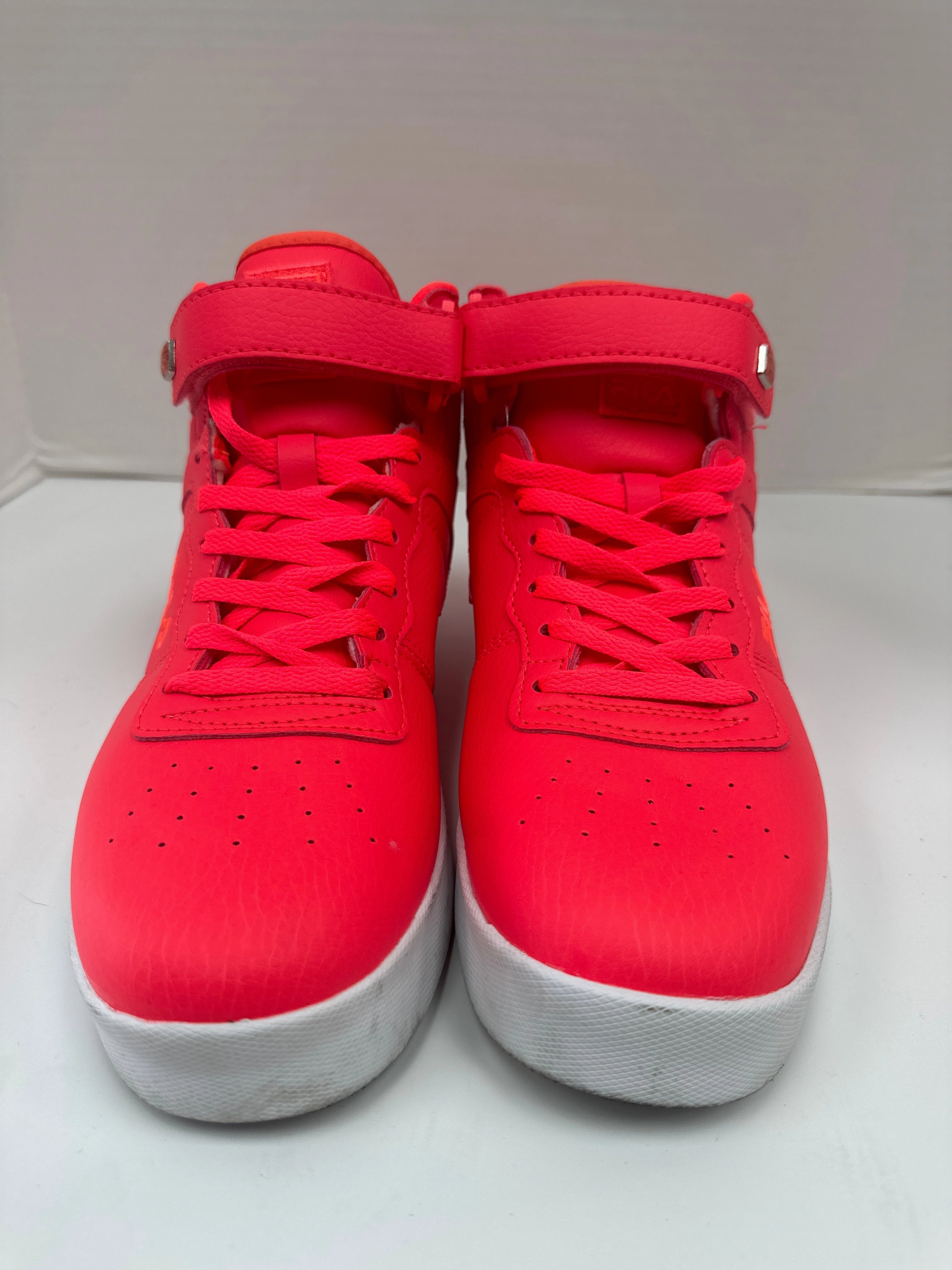 Shoes Sneakers By Fila In Pink, Size: 10 Basic Neutral