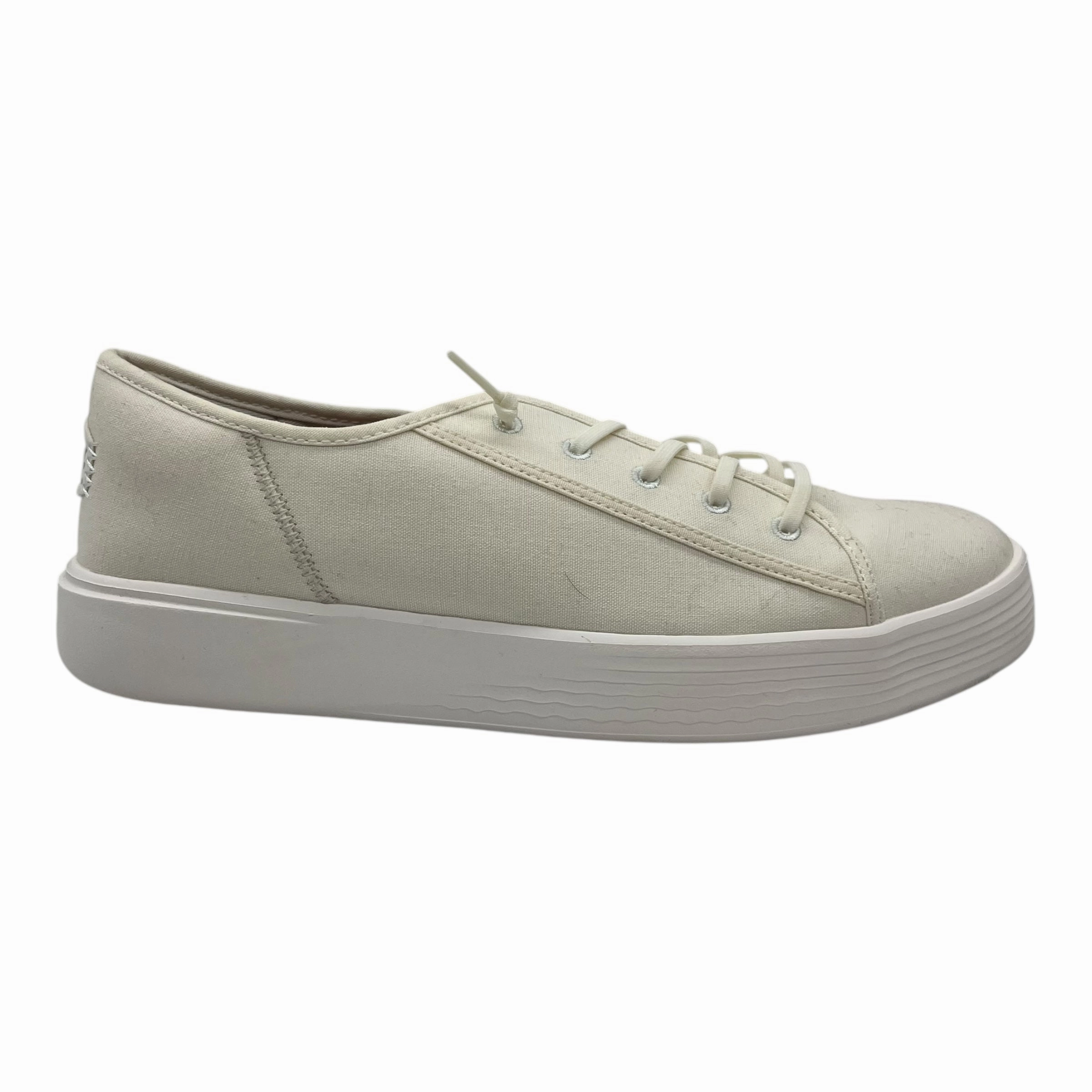 Shoes Sneakers By Hey Dude In Cream, Size:11 Responsive Midsole