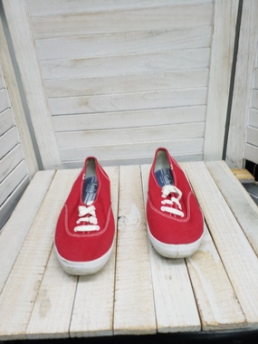 Orthopedic Friendly Fit Chill Outfit Shoes Sneakers By Keds  Size: 9