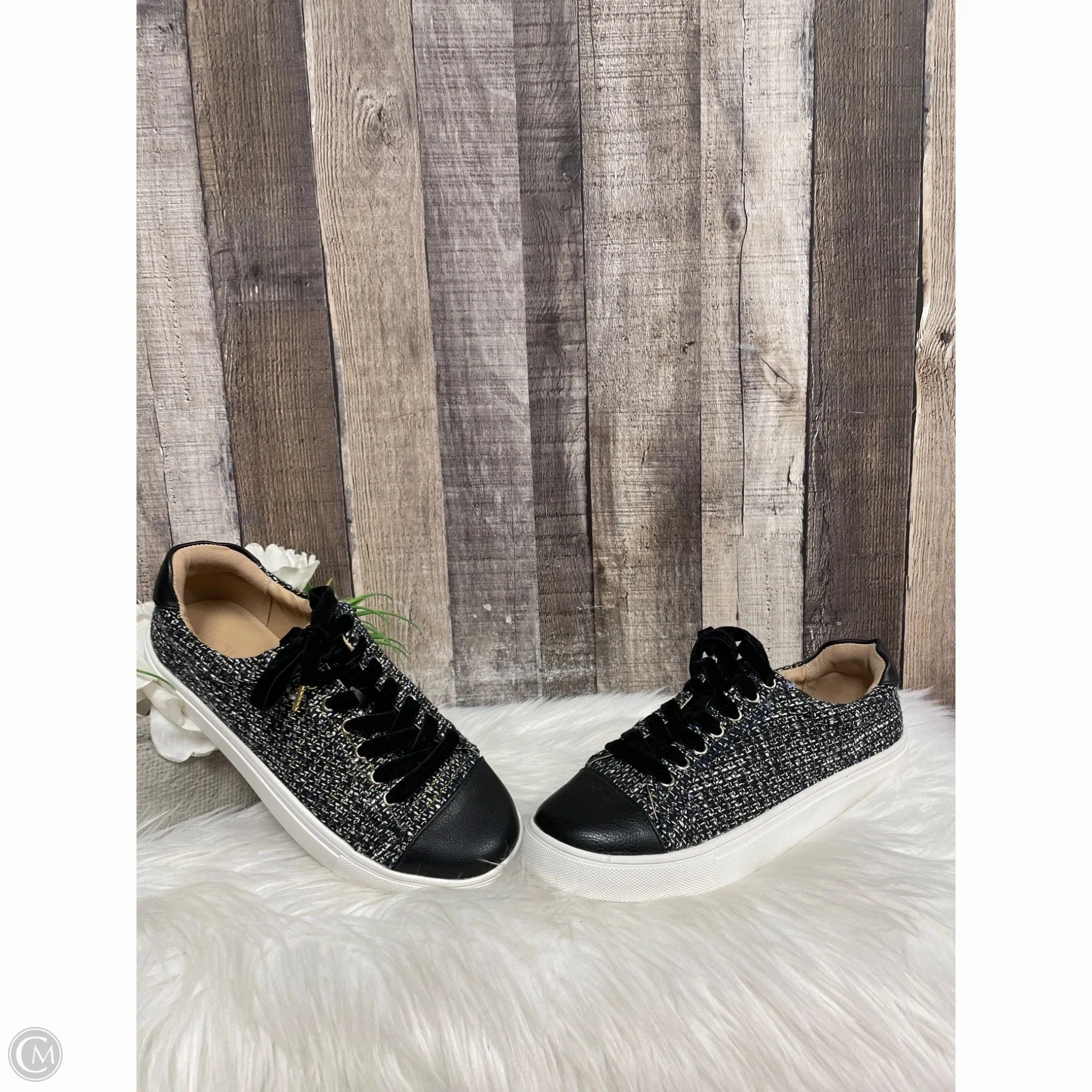 Shoes Sneakers By Loft In Black, Size: 7.5 Perforated Toe Box
