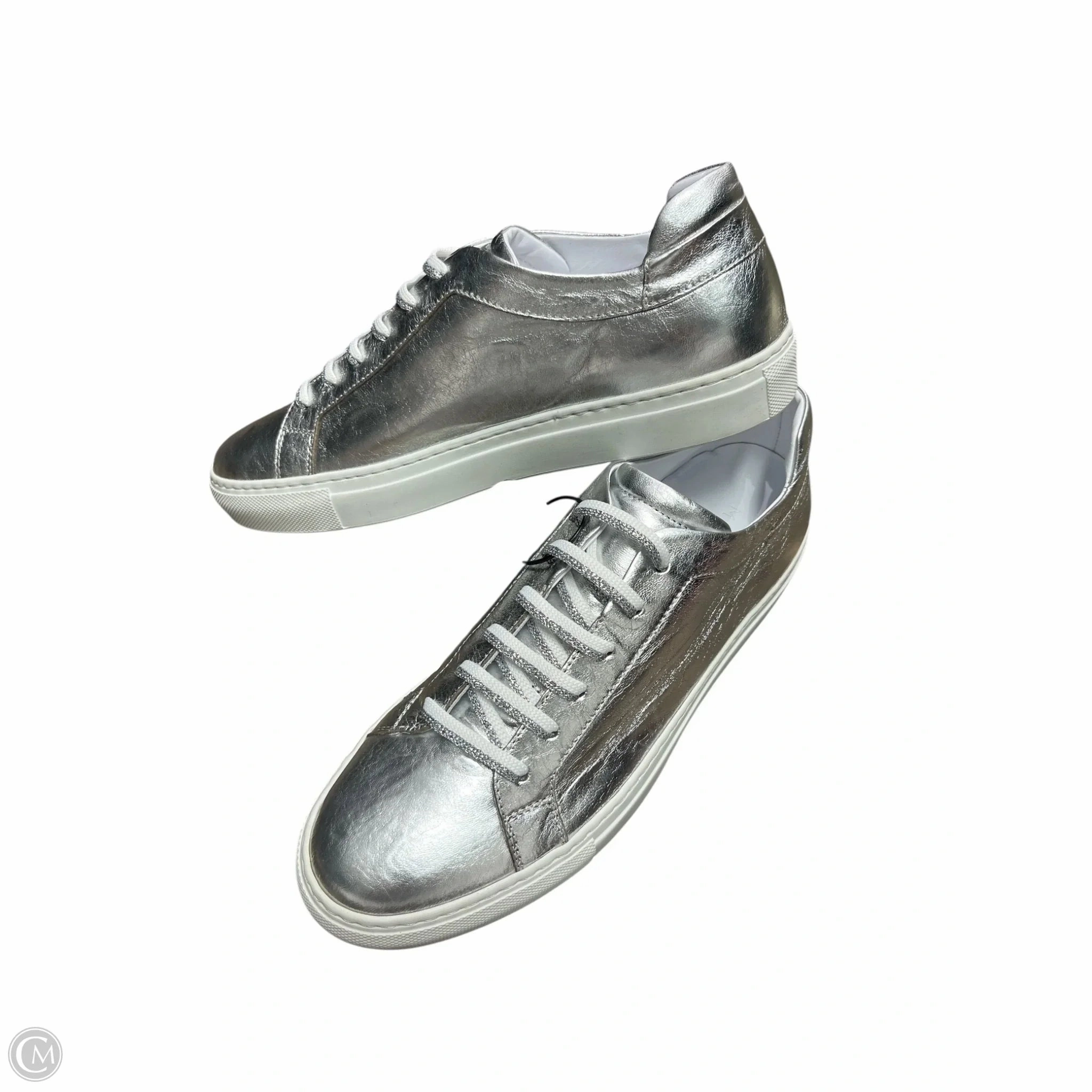 Shoes Sneakers By m gemi In Silver, Size: 10 Dynamic Movement