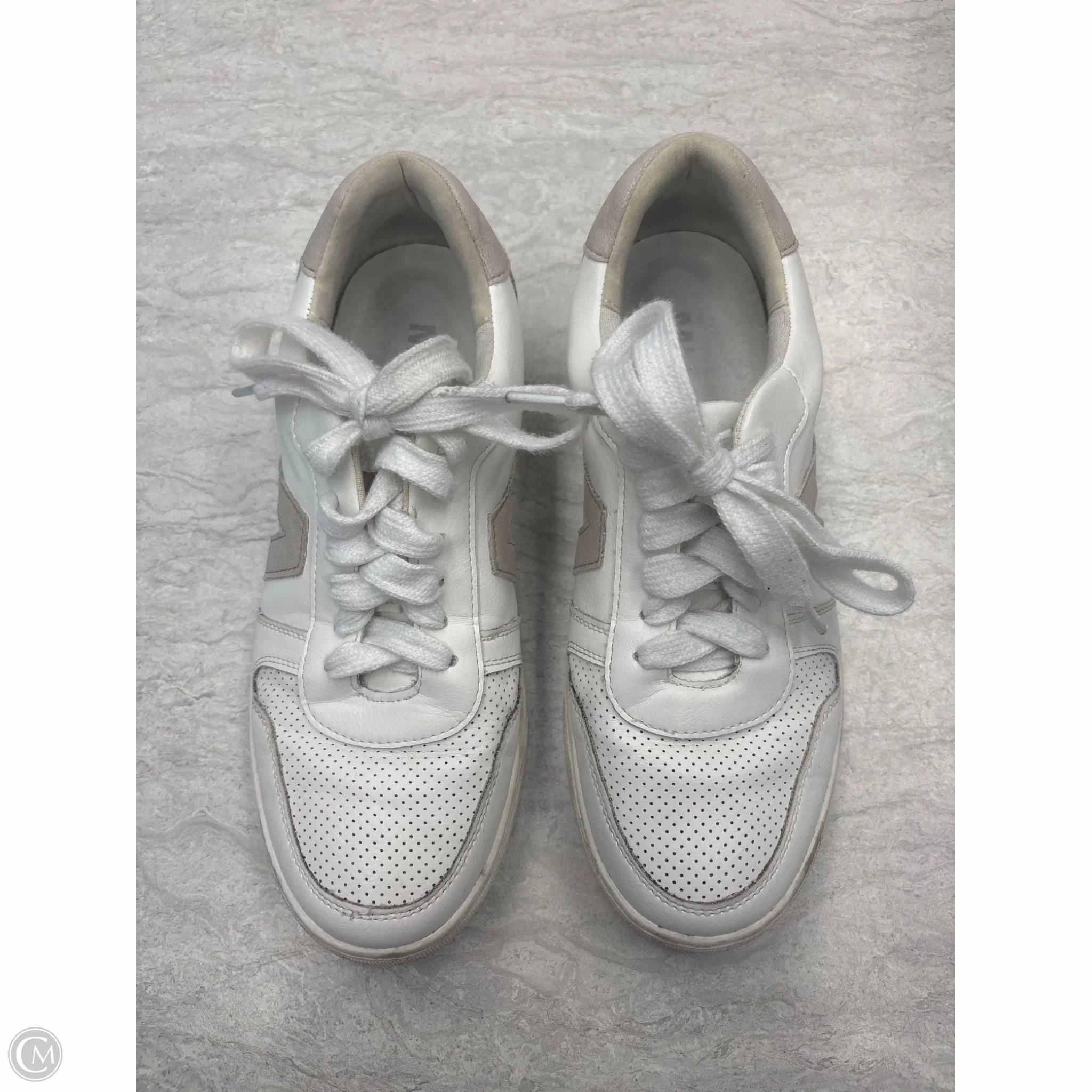 Shoes Sneakers By Mia In Tan & White, Size: 9 Sneaker Fit Stable Sole