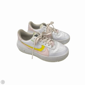 Shoes Sneakers By Nike In White & Yellow, Size: 7.5 All Day Comfort Tech