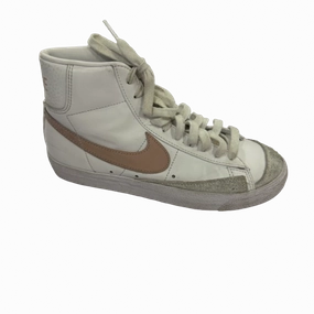 Fast Outing Shoes Sneakers By Nike In White, Size:7.5