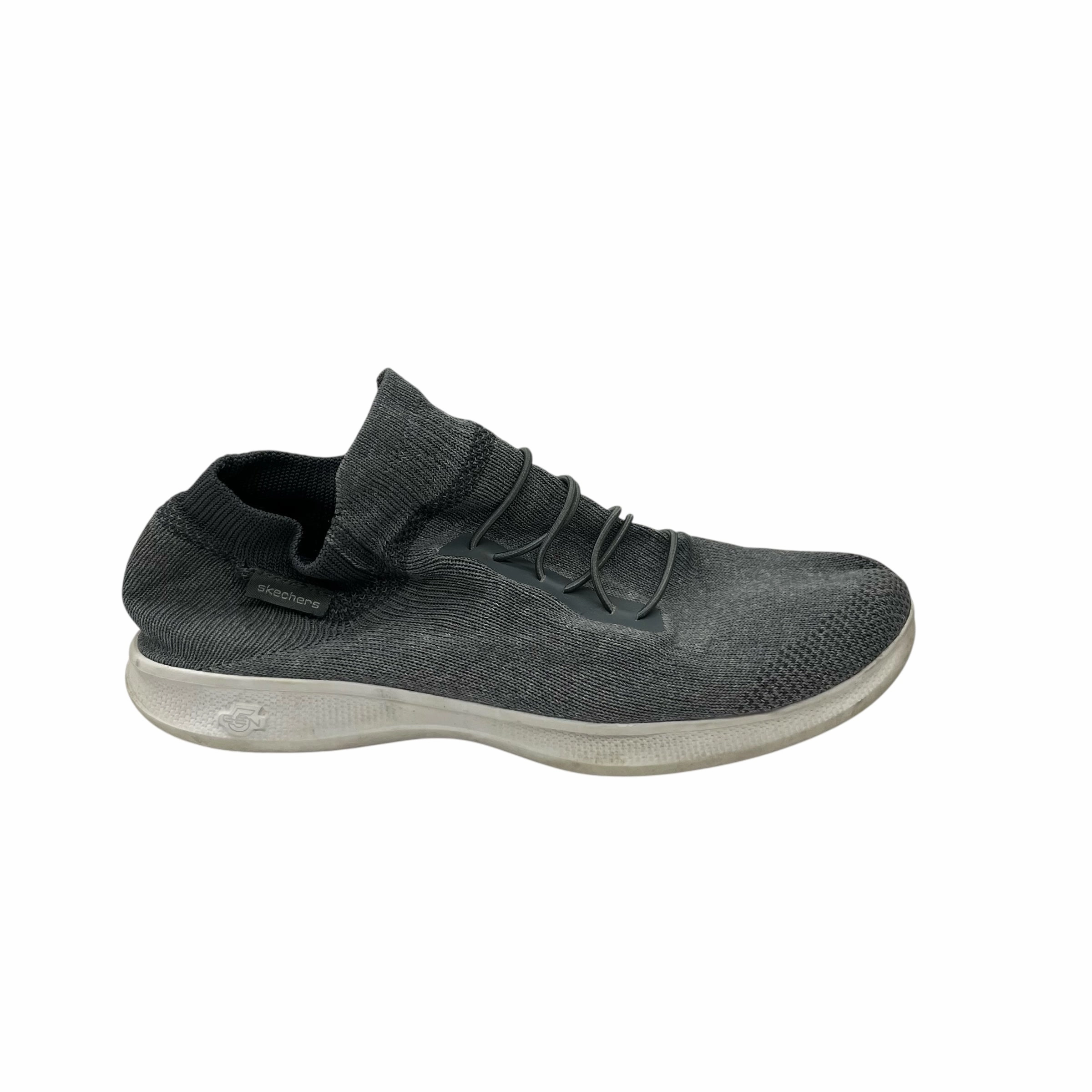 Shoes Sneakers By Skechers In Grey, Size:8.5 Impact Resistant Cushioning Flexible Soles