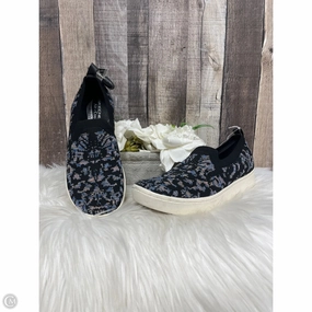 Shoes Sneakers By Skechers In Multi-colored, Size: 8.5 Traction pods