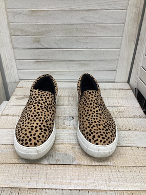 Breathable Perforated Panels Essential Look Shoes Sneakers By Soda In Animal Print, Size: 7.5