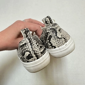 Shoes Sneakers By Sole Society In Snakeskin Print, Size:6 Vegan Leather Alternatives