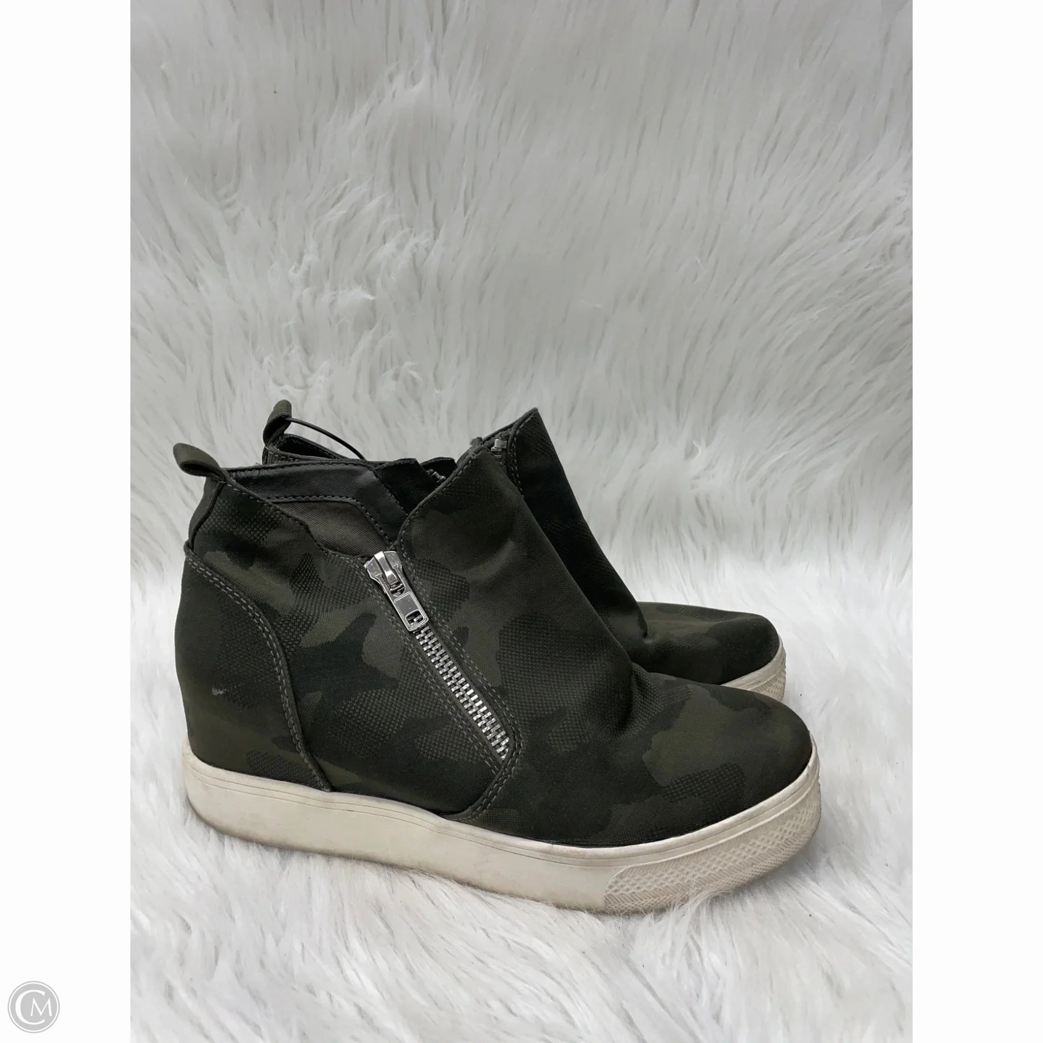 Shoes Sneakers By Steve Madden In Camouflage Print, Size: 7.5 Precision Stitching Recycled Synthetic Upper