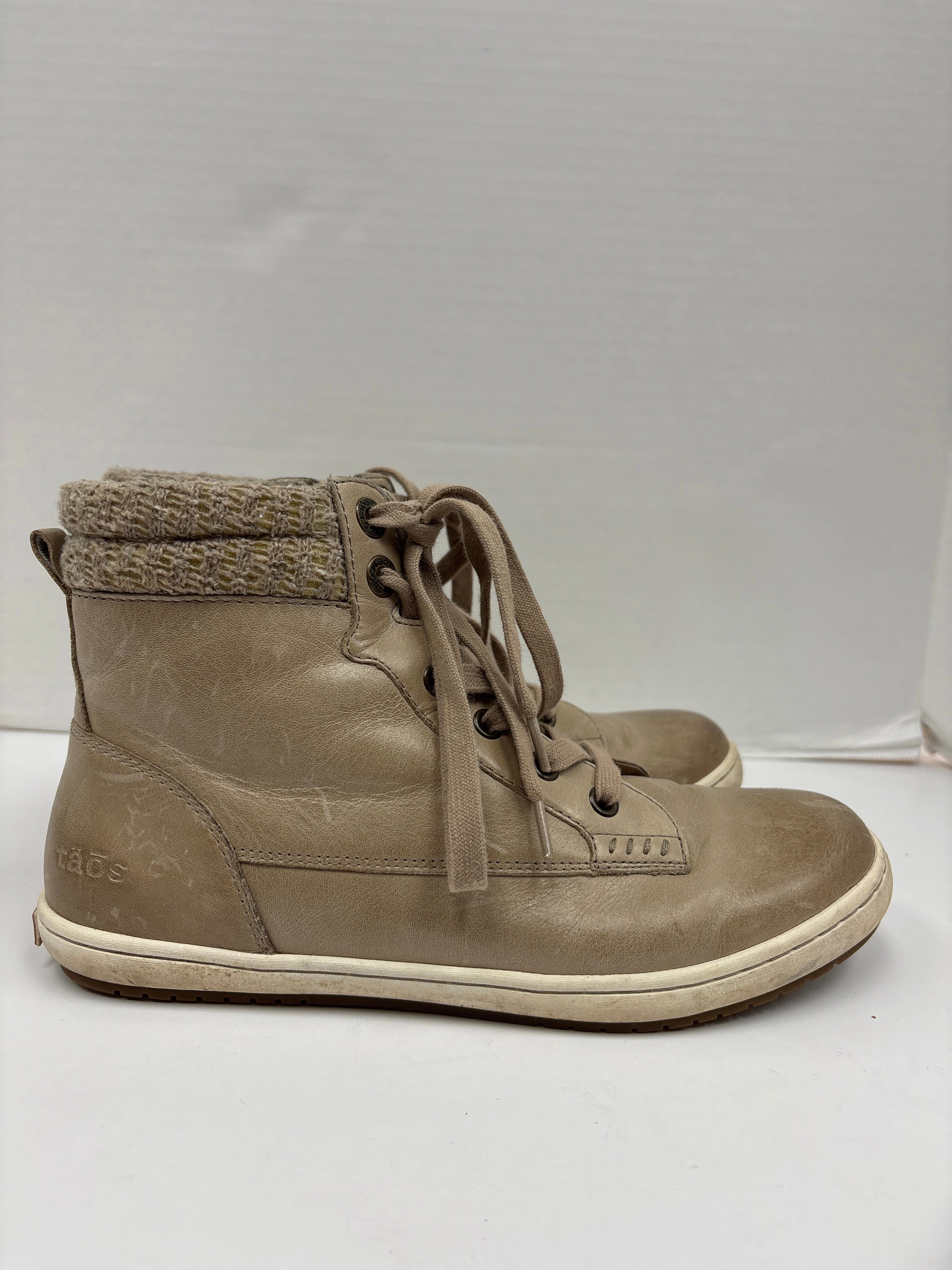 Neutral Tone Weekend Style Shoes Sneakers By Taos In Tan, Size: 8.5