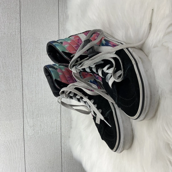 Sophisticated Look Shoes Sneakers By Vans In Black, Size: 7.5