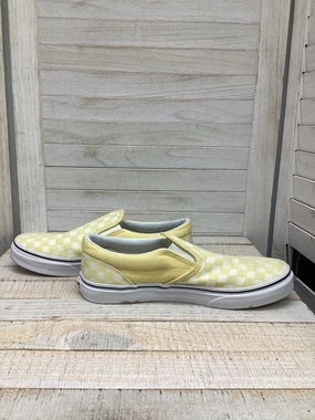 Sneakers Shoes Sneakers By Vans In Yellow, Size: 5.5