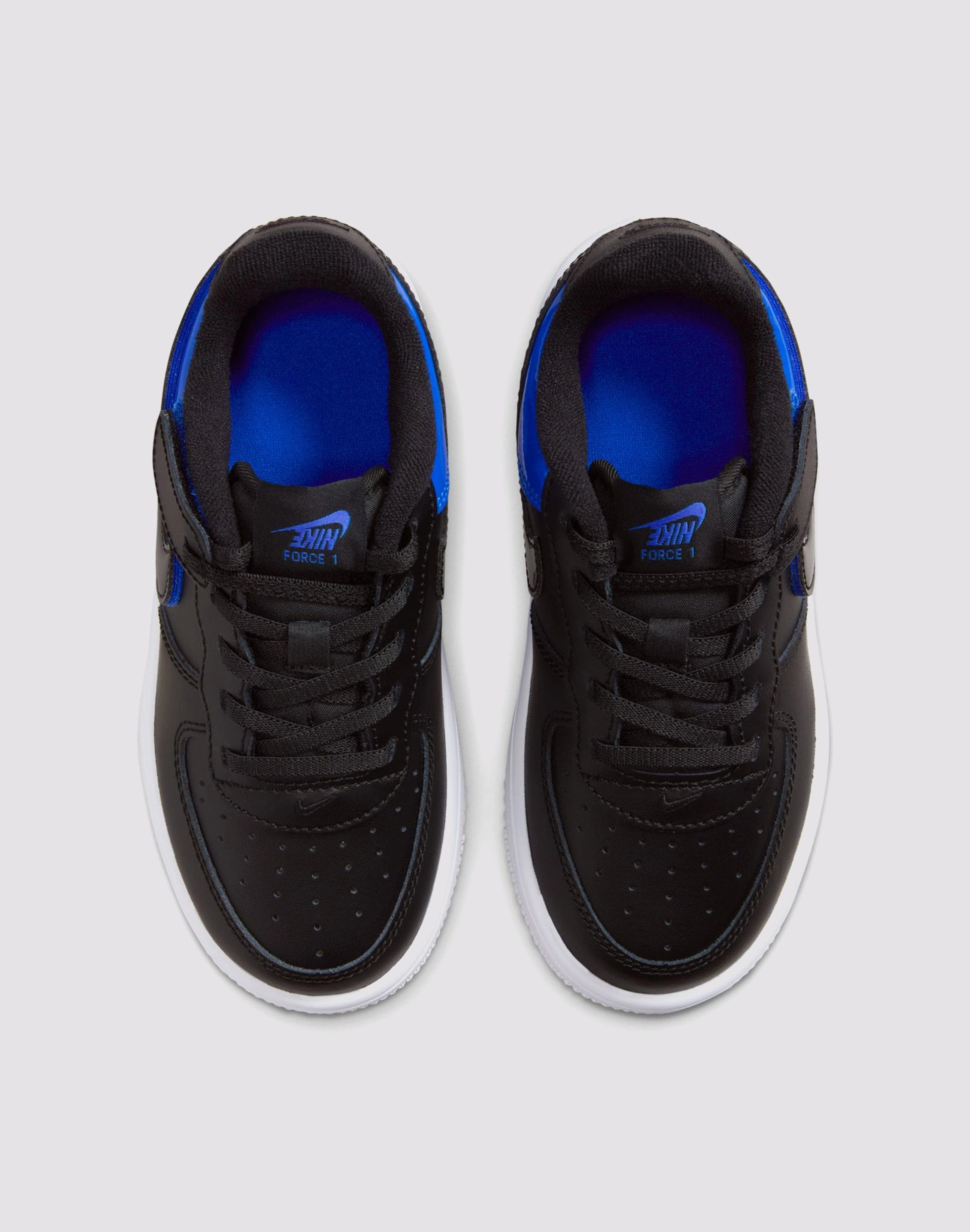 Multi directional traction Nike Air Force 1 Low EasyOn Toddler