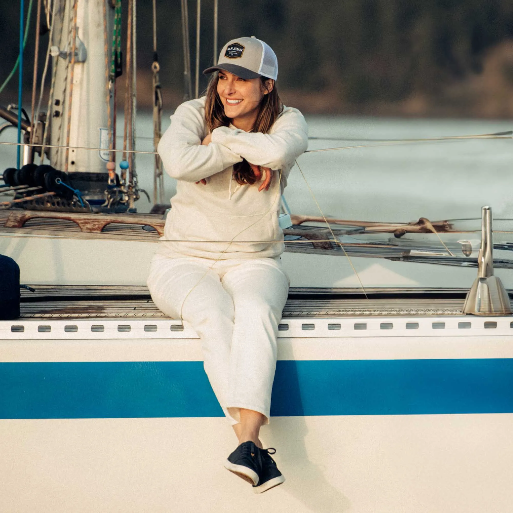 Pehuea L - Trench Blue Breathable mesh upper