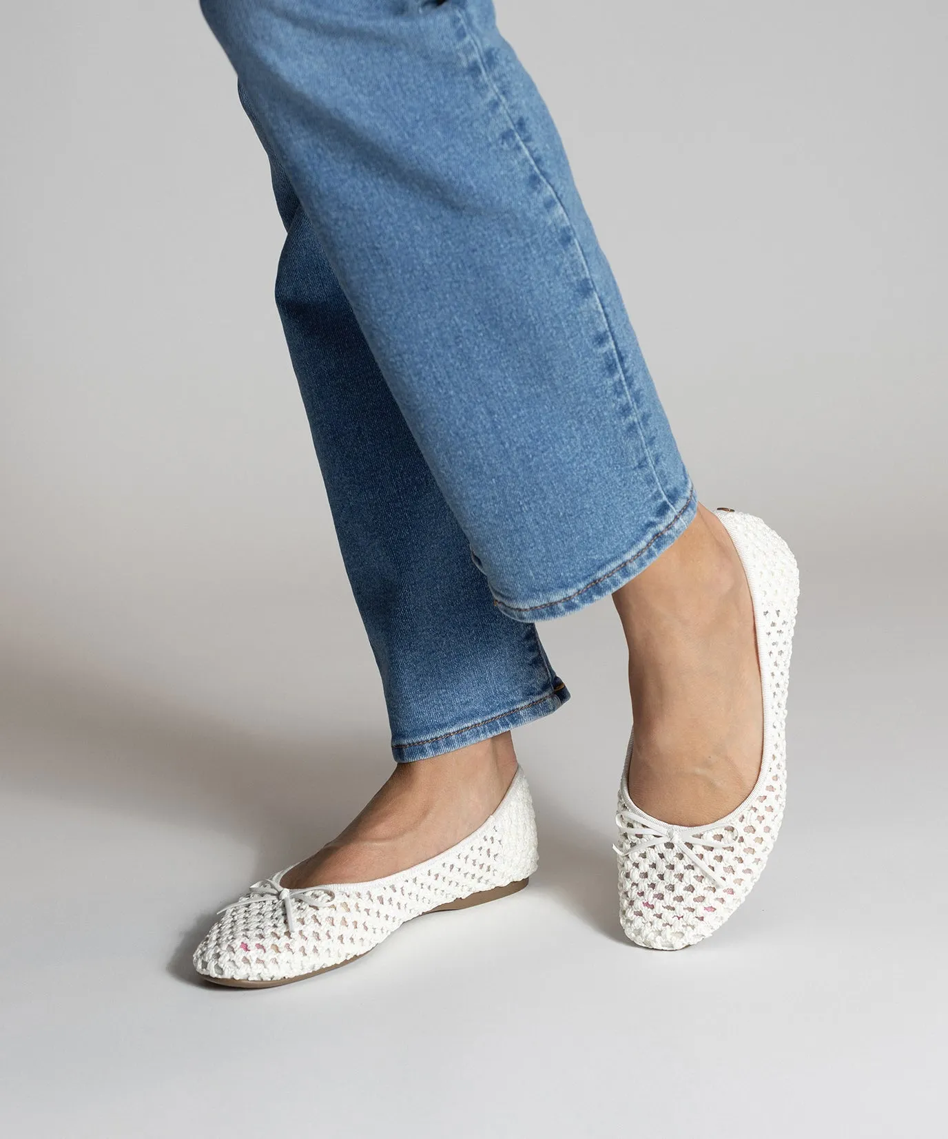 Harvest Walk Flexible Design The Songbird - White Openweave