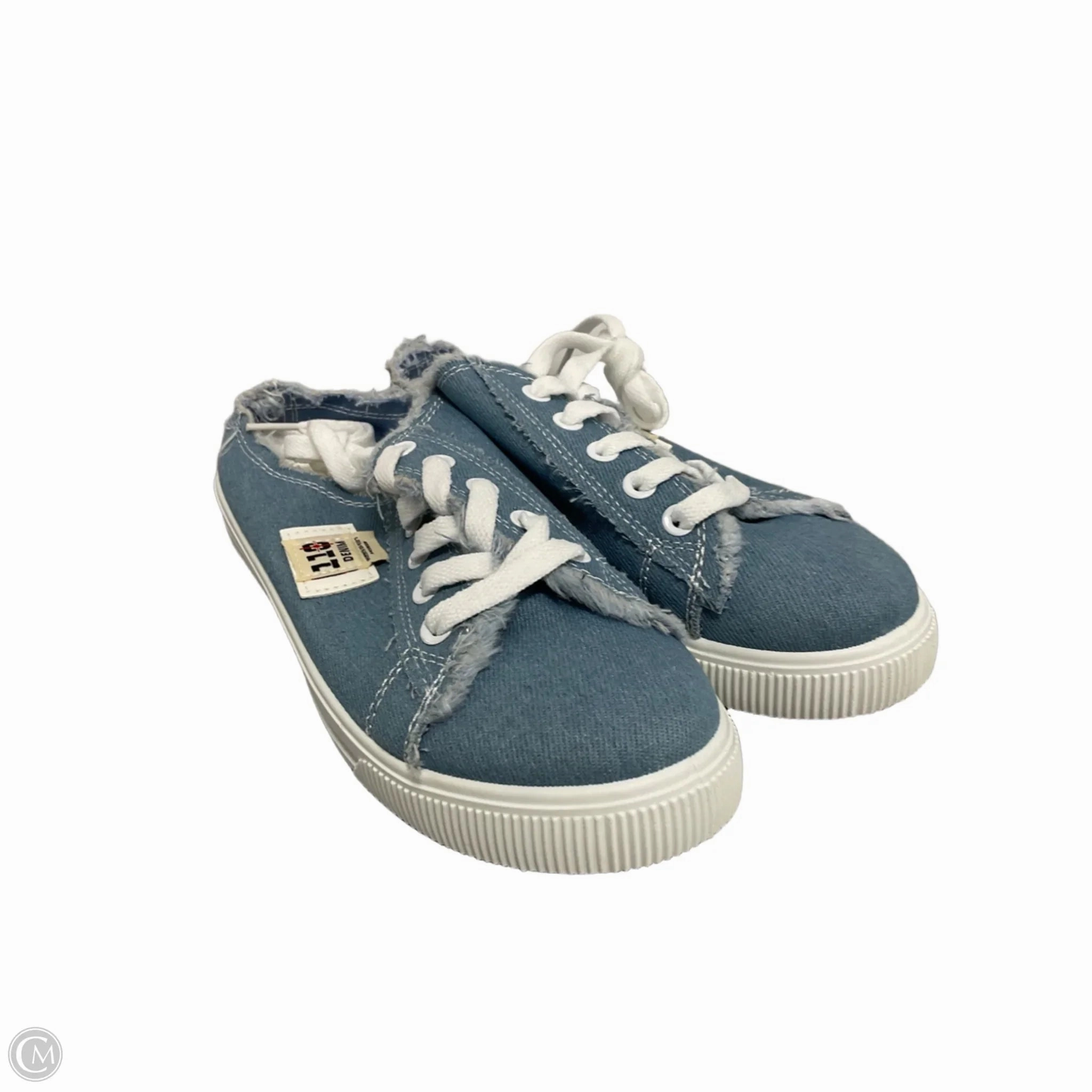SlipResistantOutsole Flexible Rubber Sole Shoes Sneakers By Cmc In Blue & White, Size: 7.5