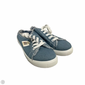 SlipResistantOutsole Flexible Rubber Sole Shoes Sneakers By Cmc In Blue & White, Size: 7.5