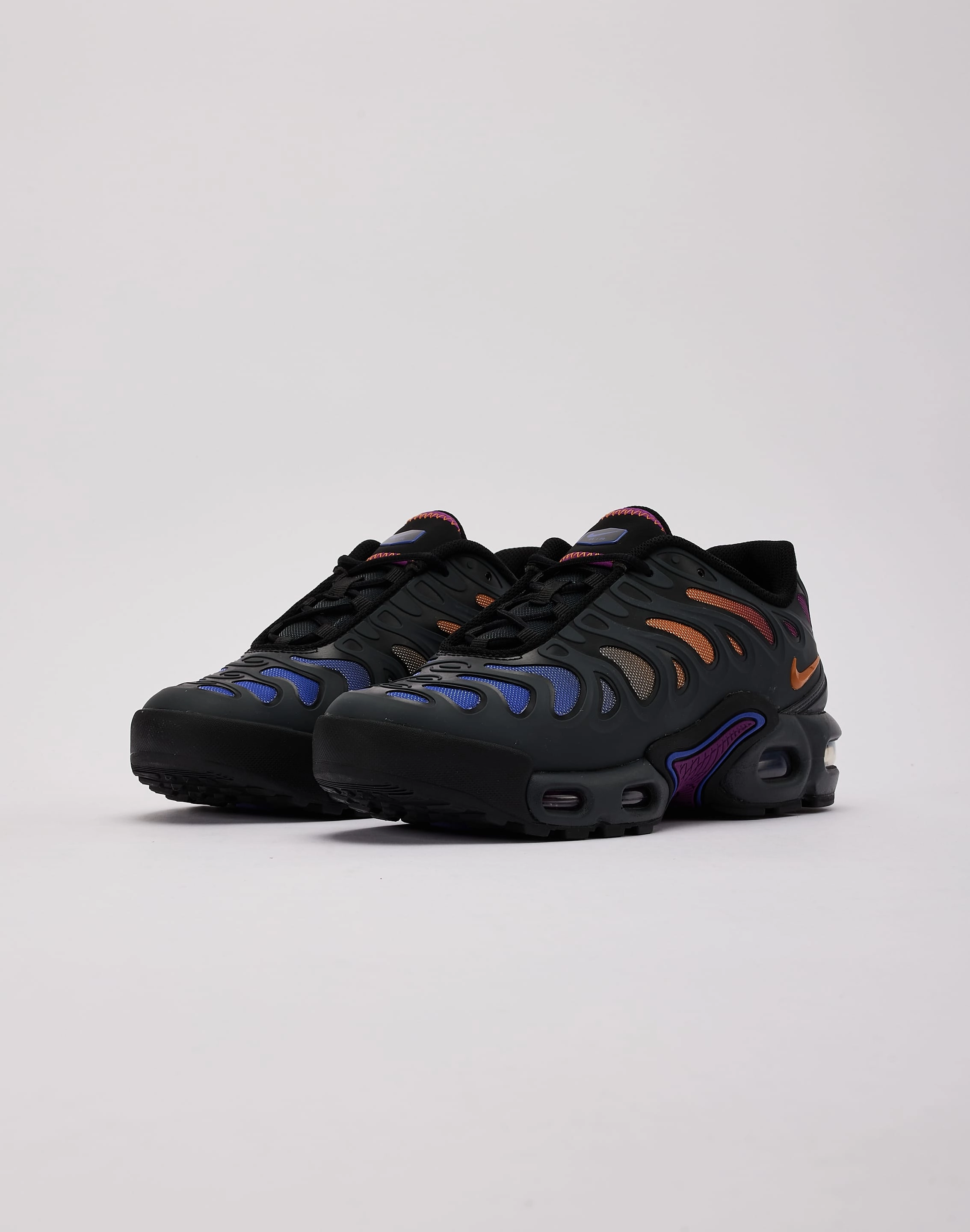stretchy shoes Nike Air Max Plus Drift Grade-School