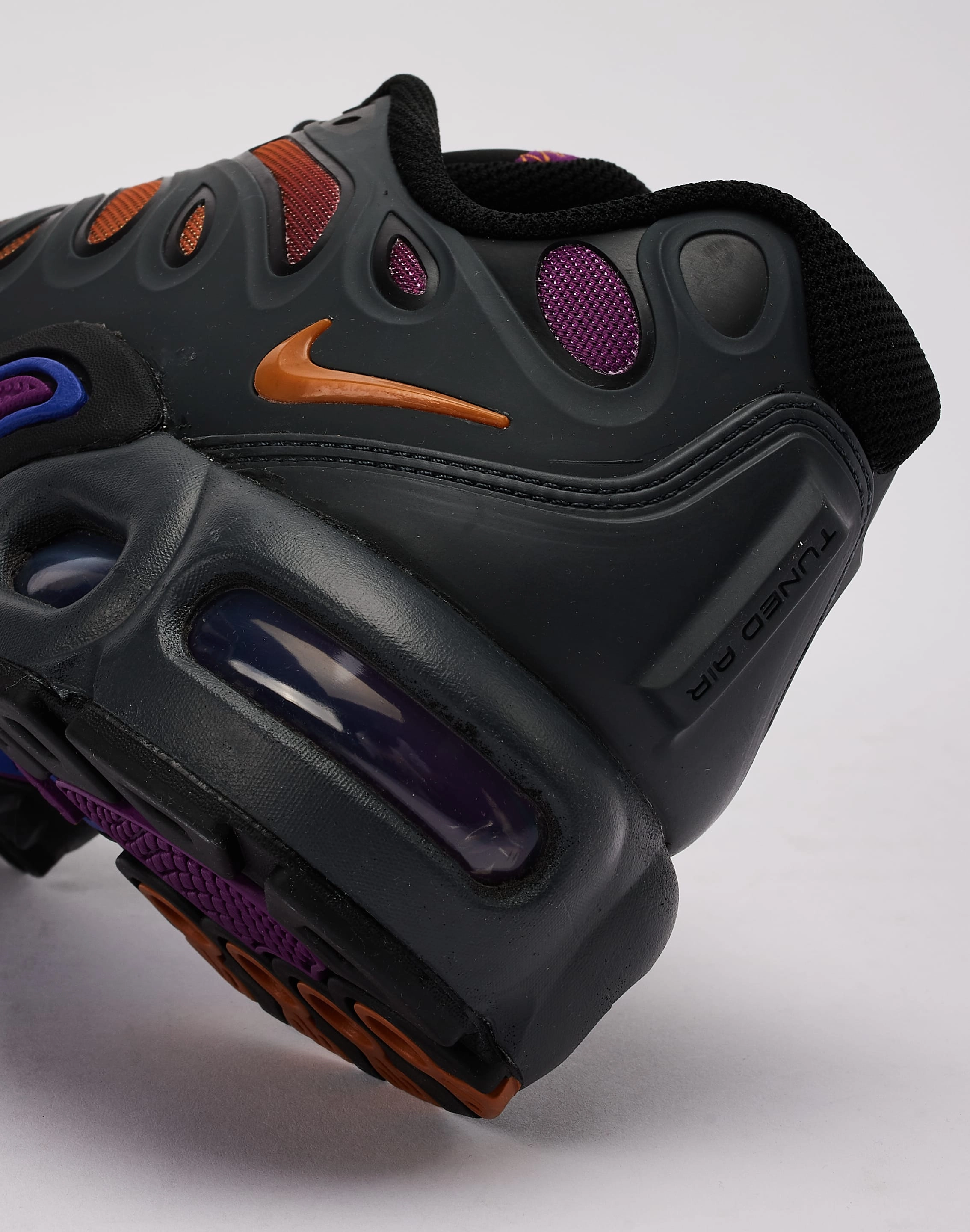 Nike Air Max Plus Drift Grade-School mesh construction shoes