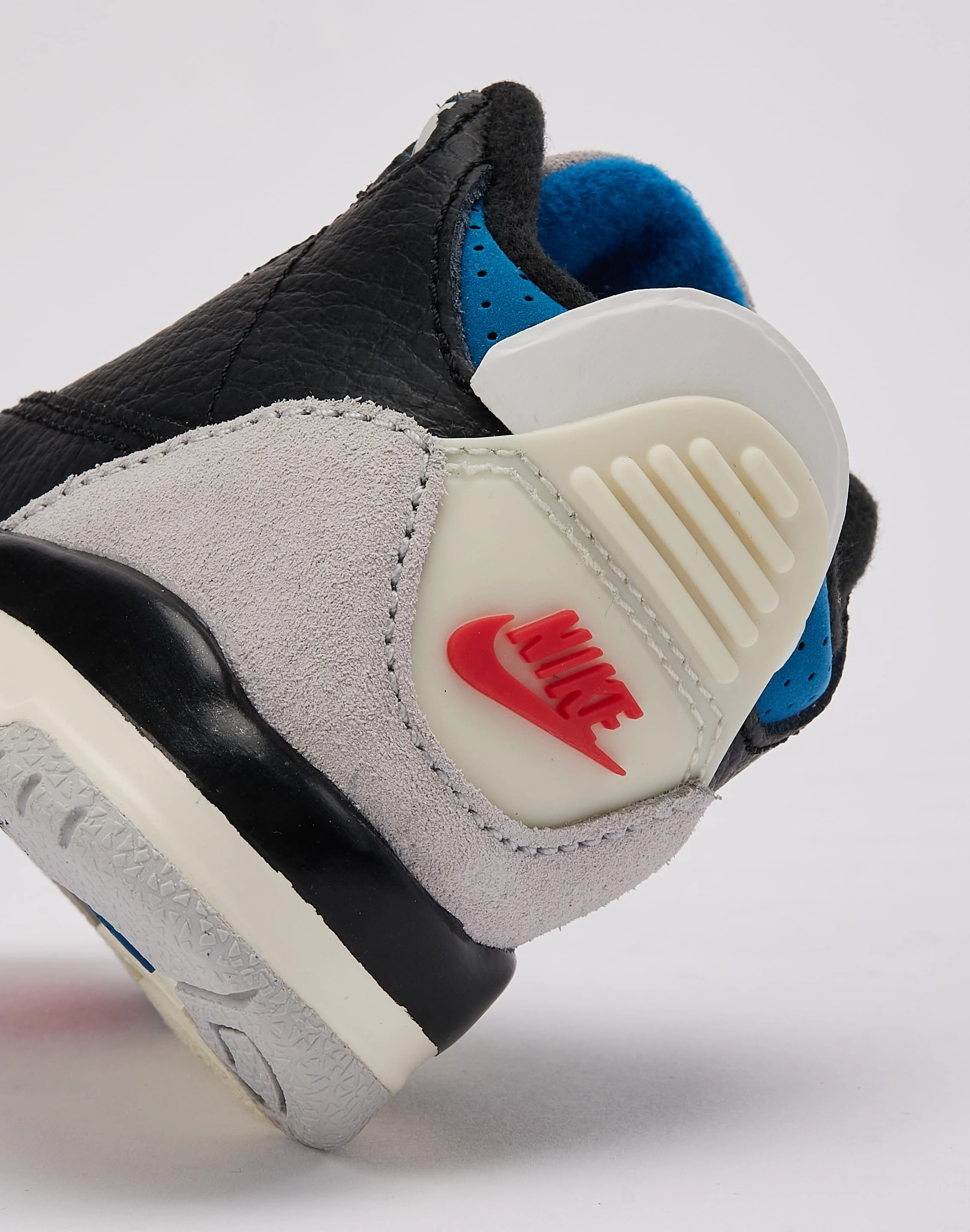 Kids' spring shoes Jordan Air Jordan 3 Retro 'Rare Air' Toddler