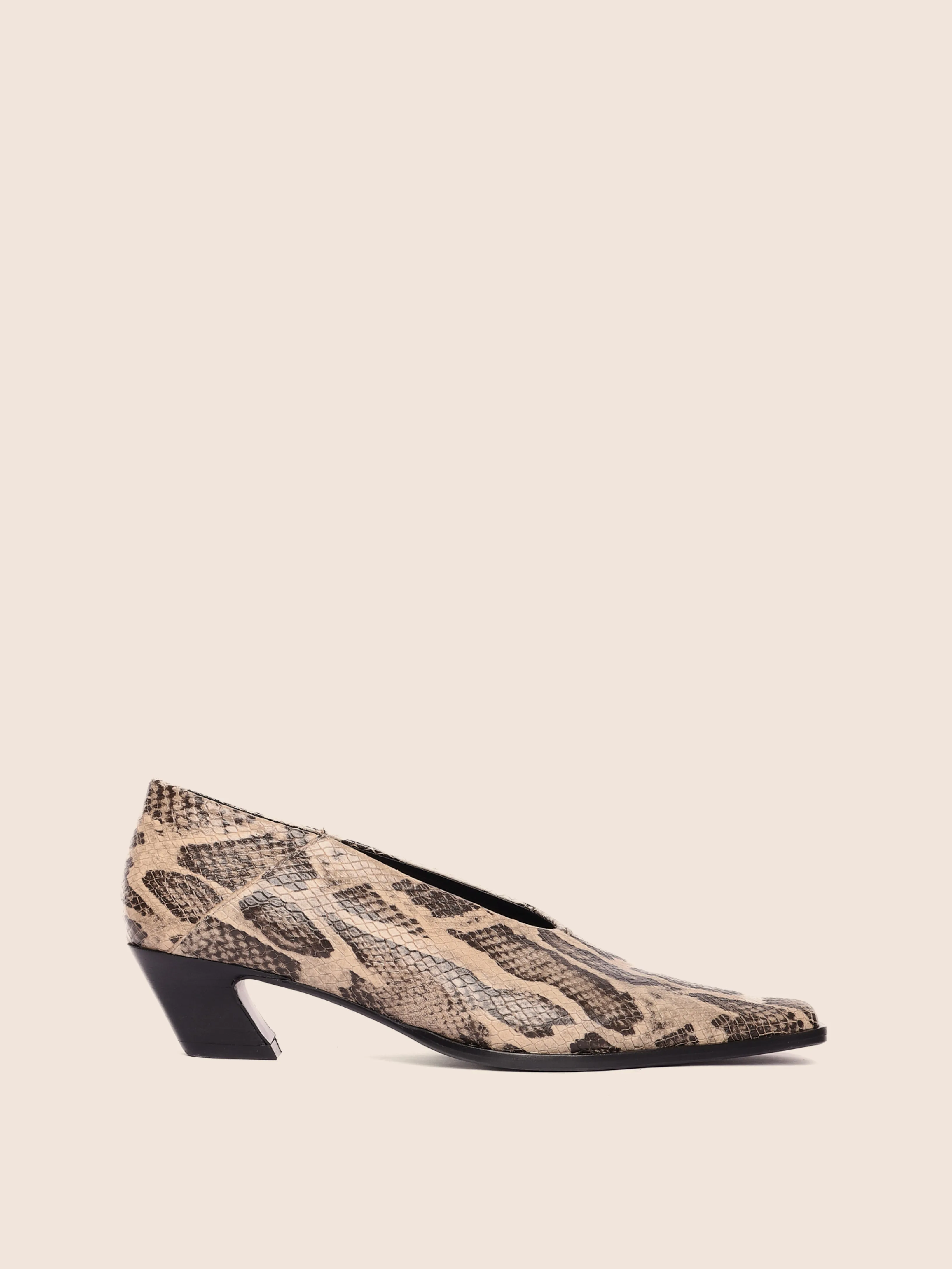 Travel Spark Comfy Fit Soria Snake Heel