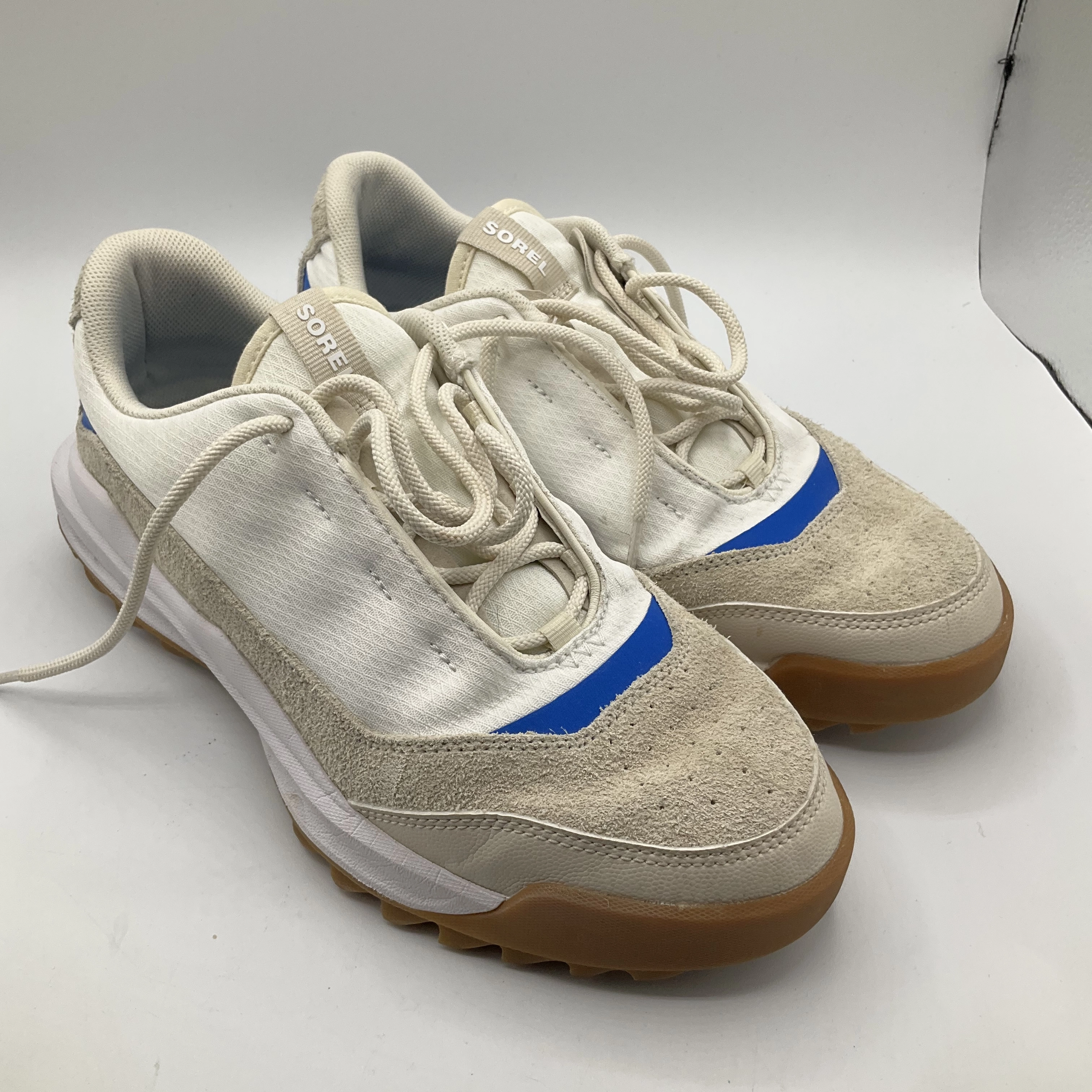 Stylish Look Weekend Walker Shoes Sneakers By Sorel  Size: 10