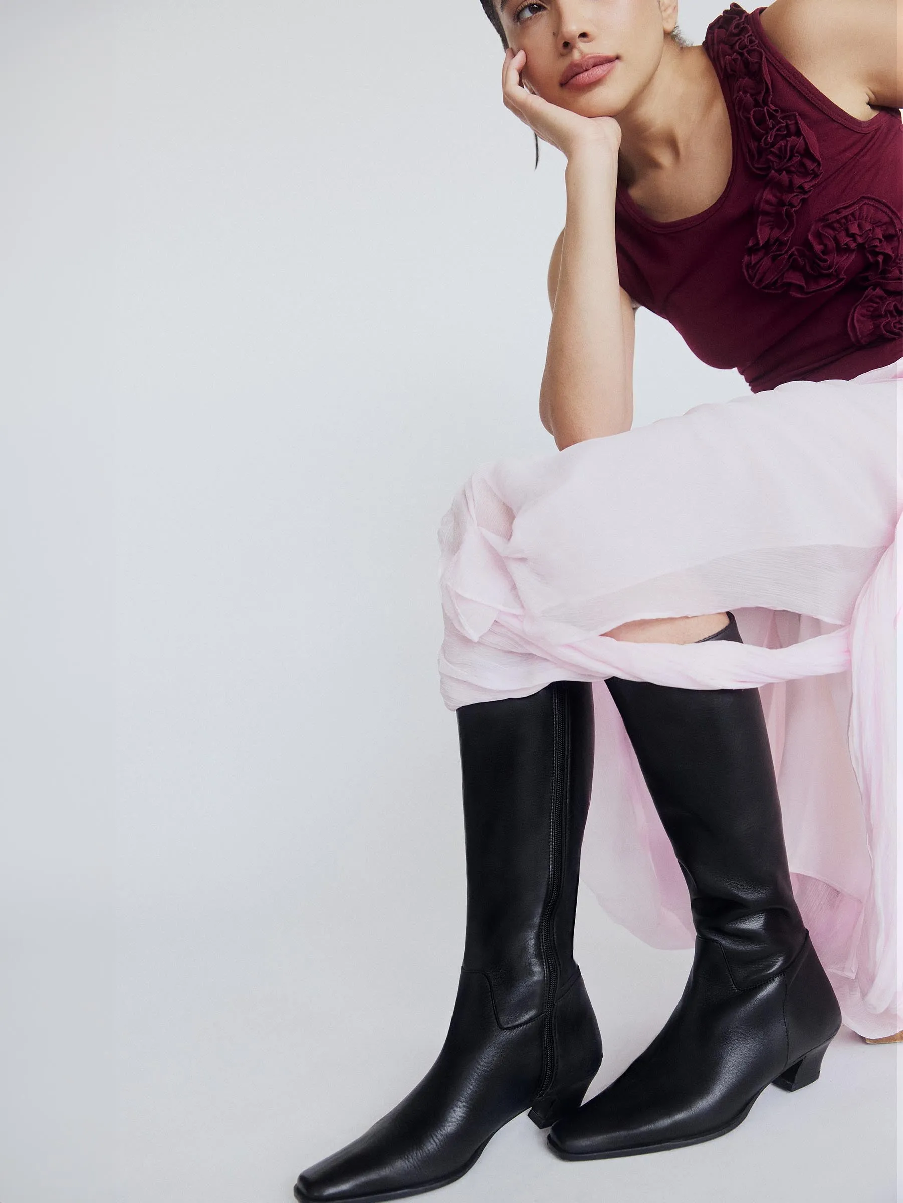 Elda Black Boot All weather Light Weight