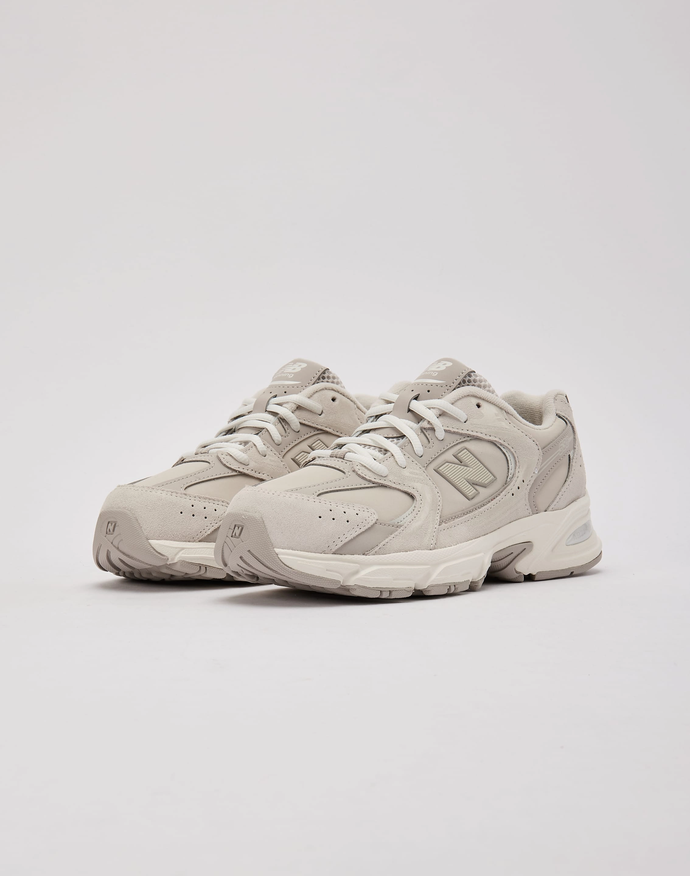 smooth - surface ready New Balance 530 Grade-School