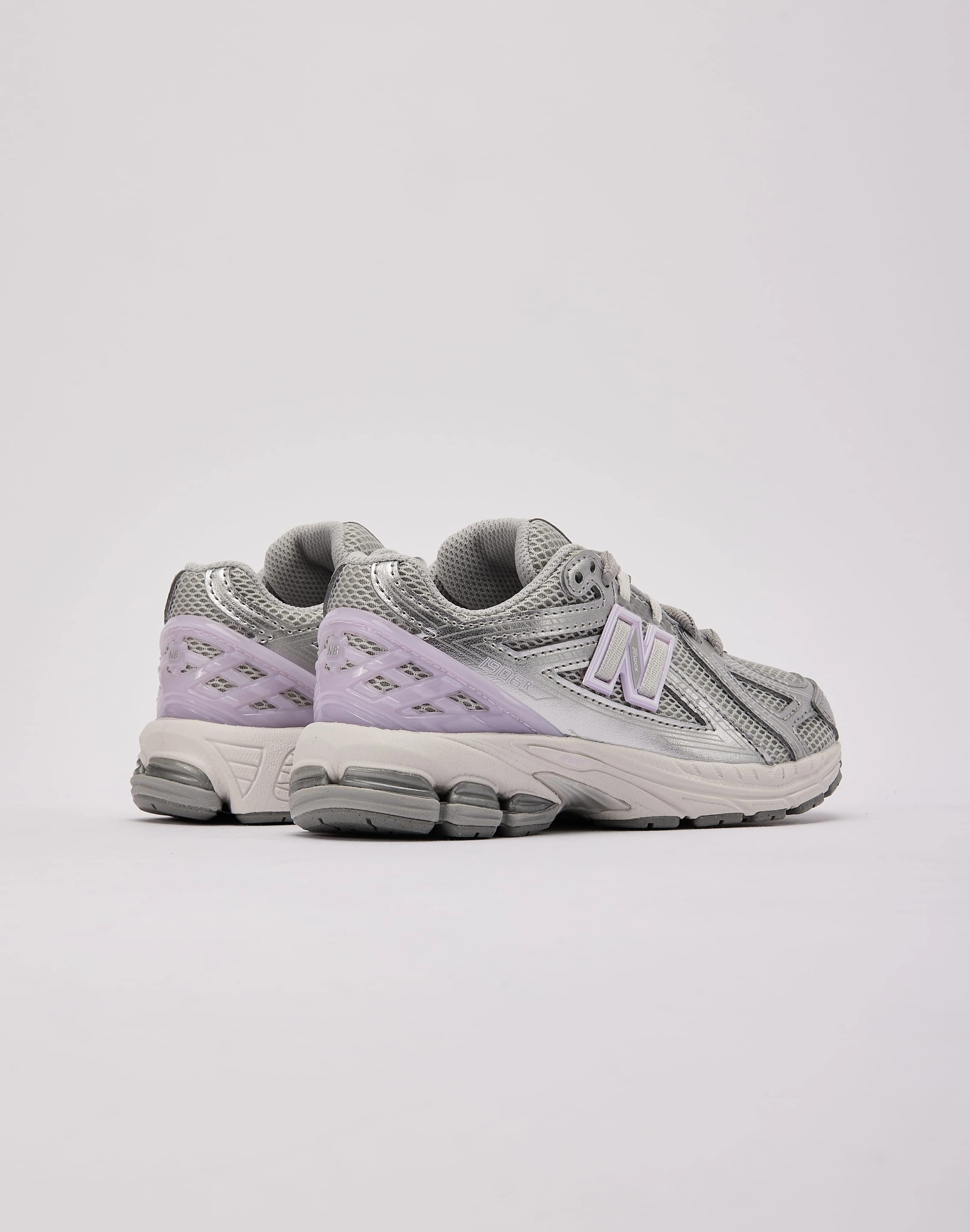 sustainable shoes black running shoes New Balance 1906R Pre-School