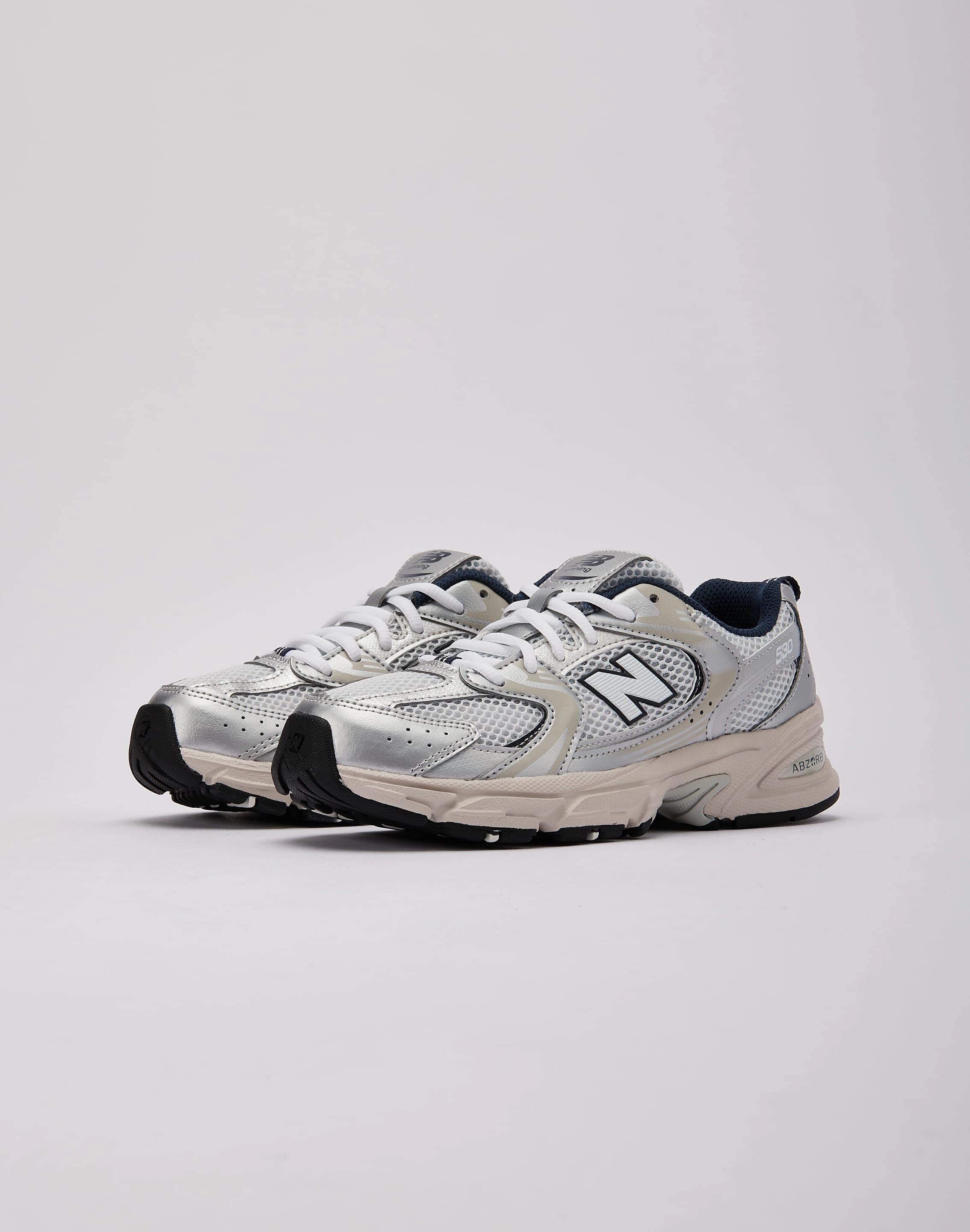 New Balance 530 Grade-School suitable for workouts