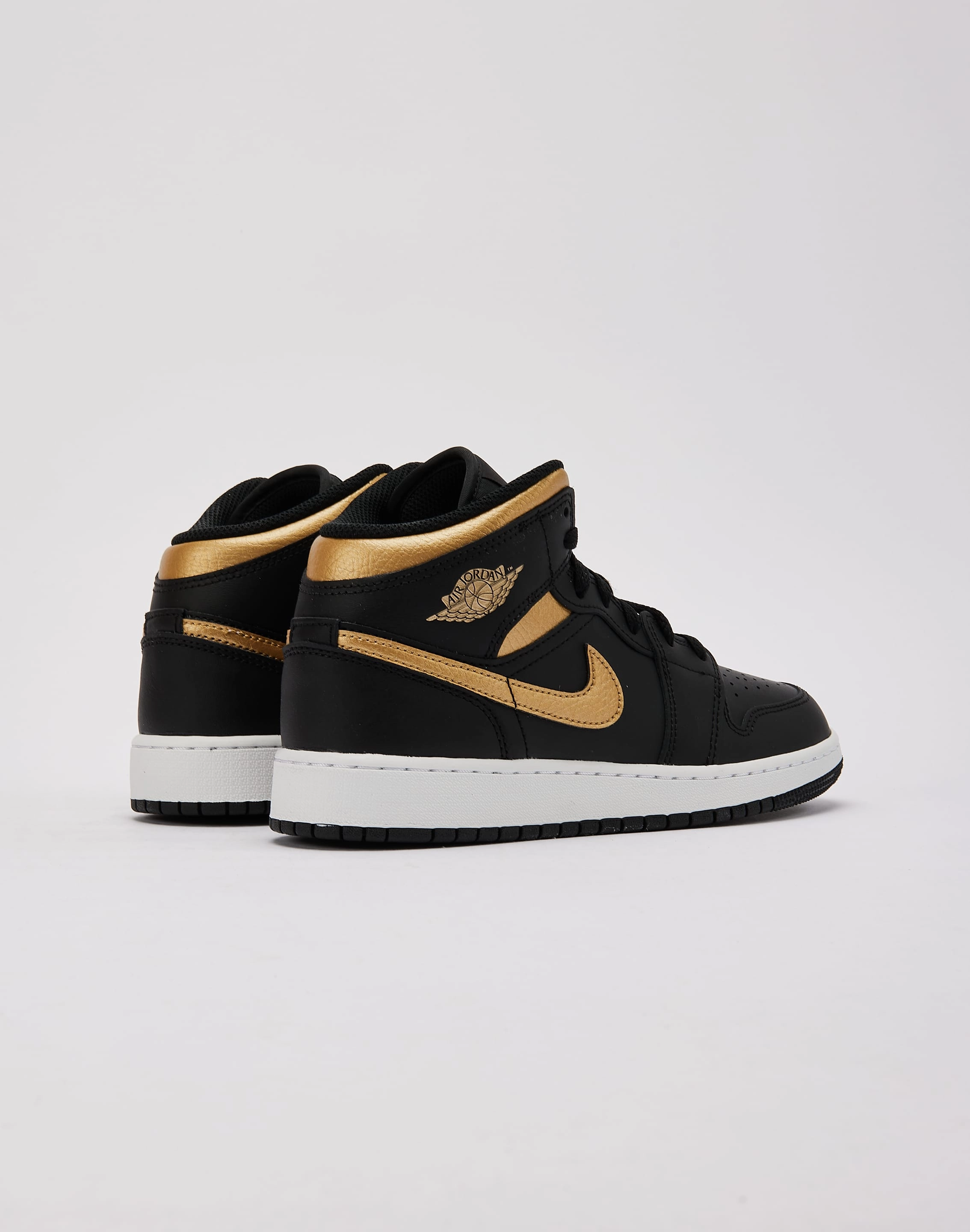 Cute kids' shoes Waterproof kids' items Jordan Air Jordan 1 Mid Grade-School