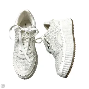 Ultra Performance Shoes Sneakers By Universal Thread In Cream, Size: 9