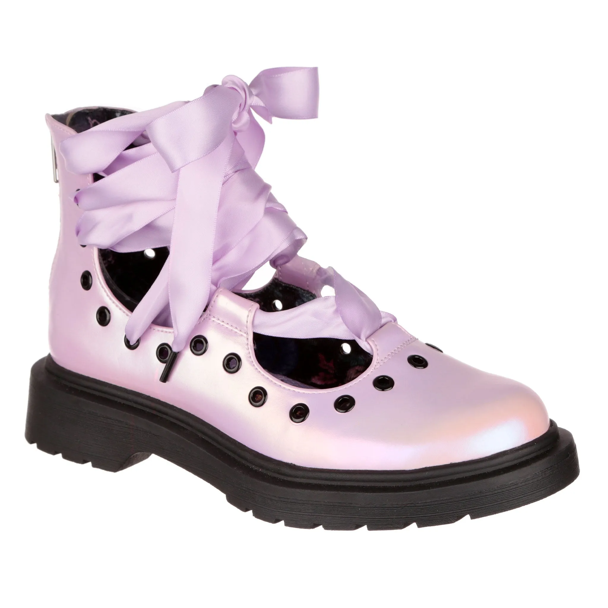 Tres Bien Trade Walk