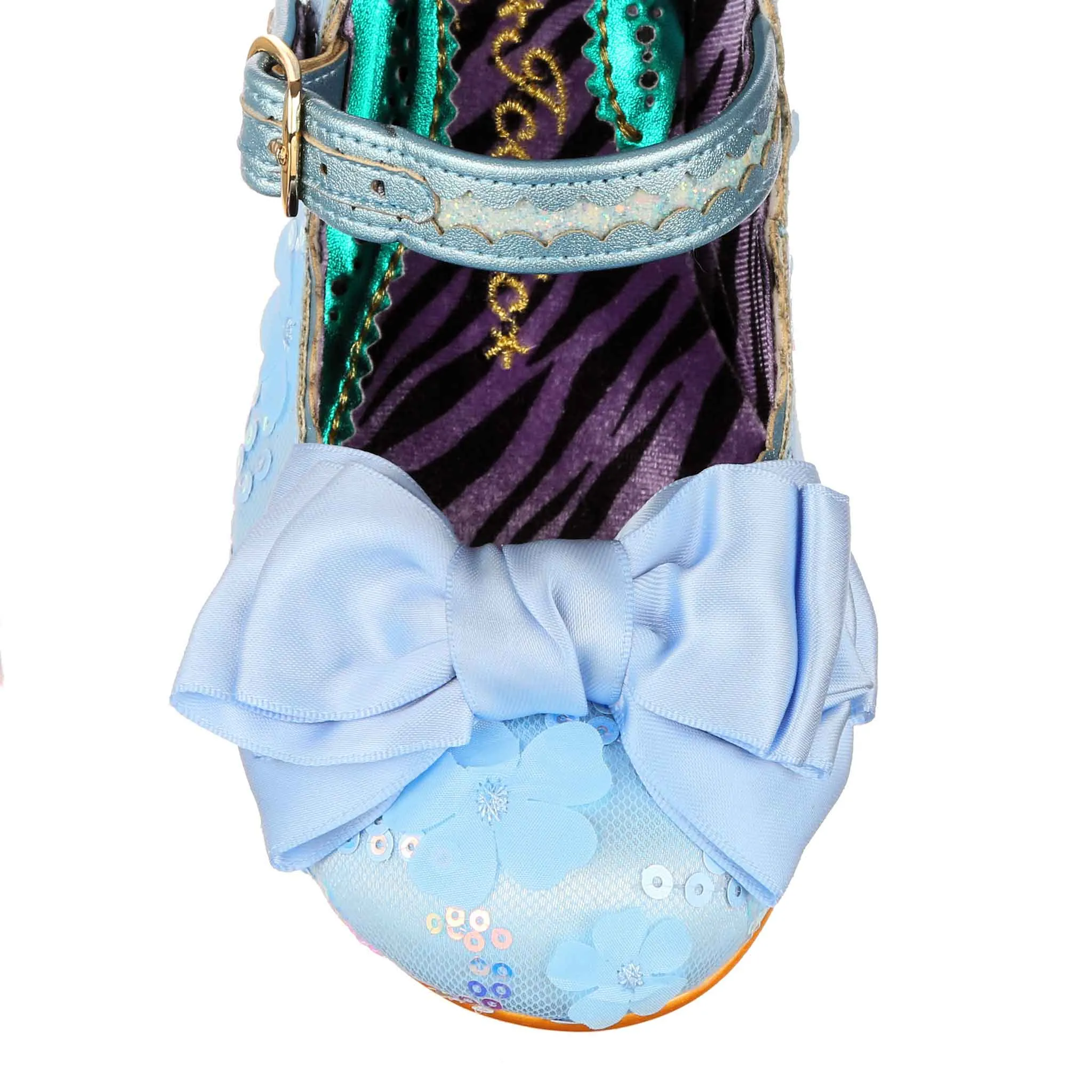 Summer Breeze Peep Cut Stand Out Design