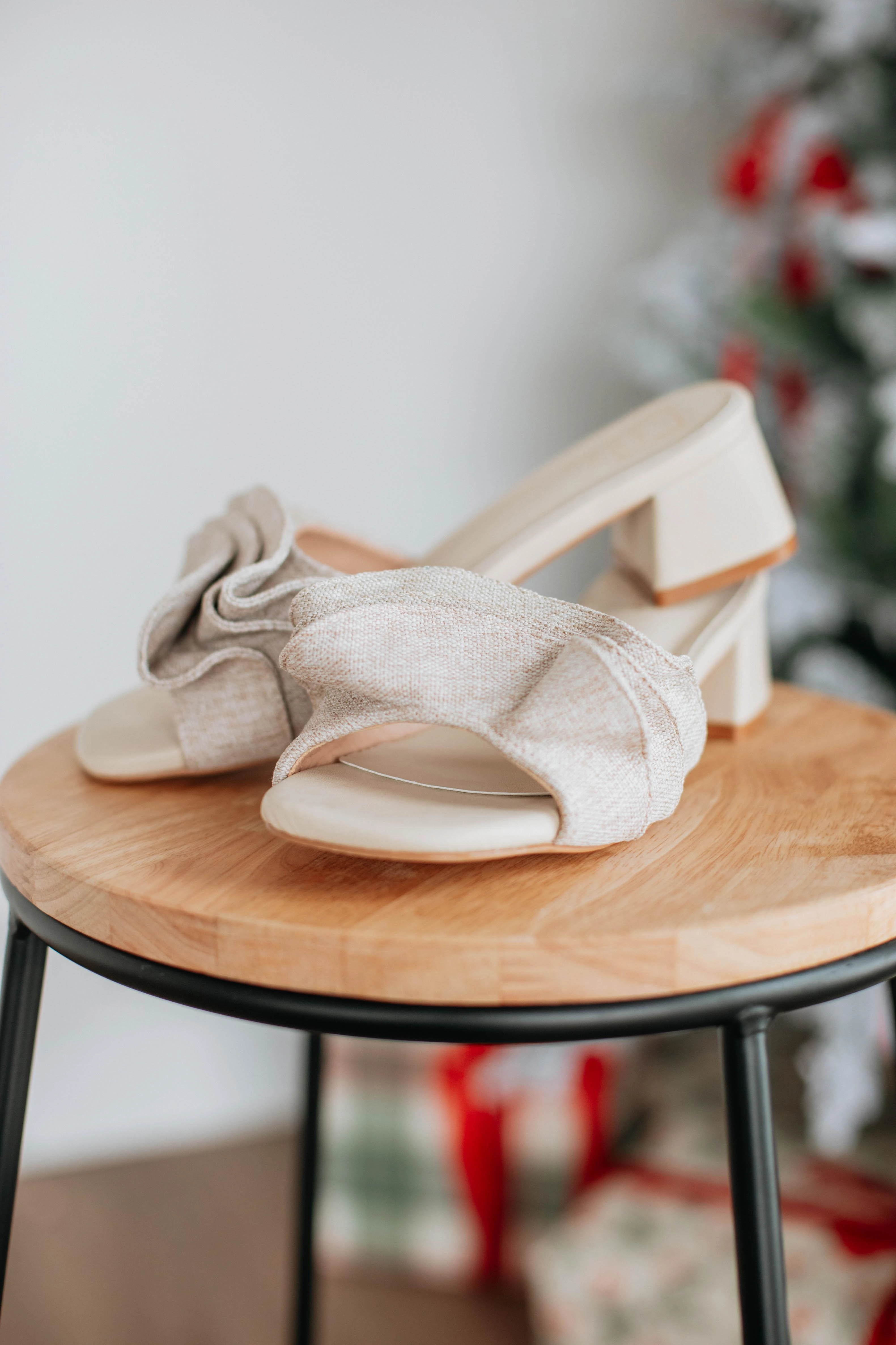 Sunday Brunch Heels Water Edge Vintage Mood