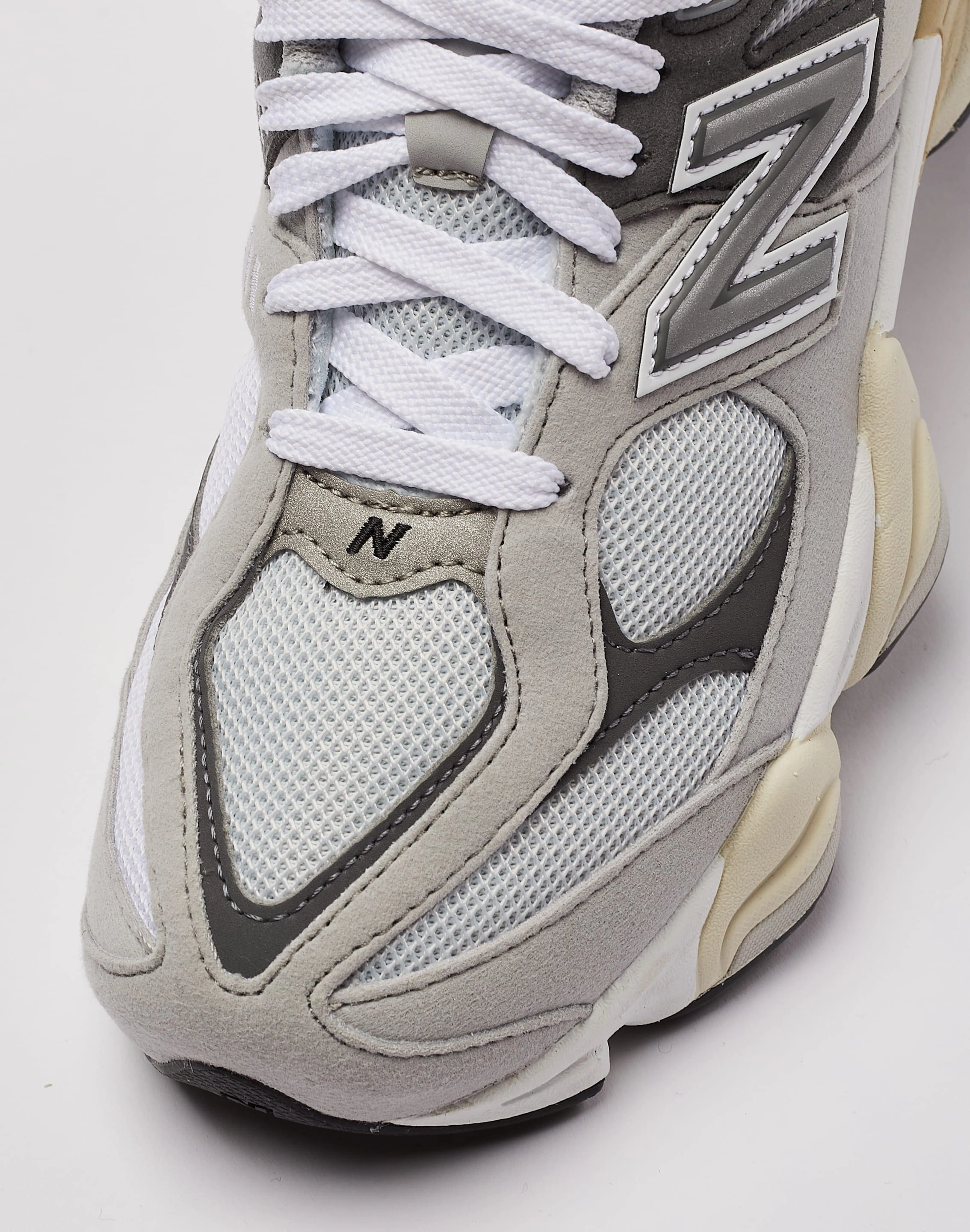 Speed Enhancement Marathon New Balance 9060 Grade-School