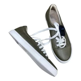 Fresh flexibility Shoes Sneakers By Bueno In Green, Size:10.5