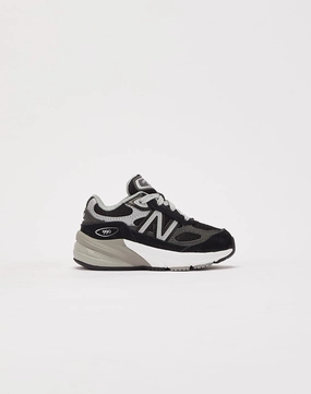 New Balance 990v6 Toddler running in a butte area shoes