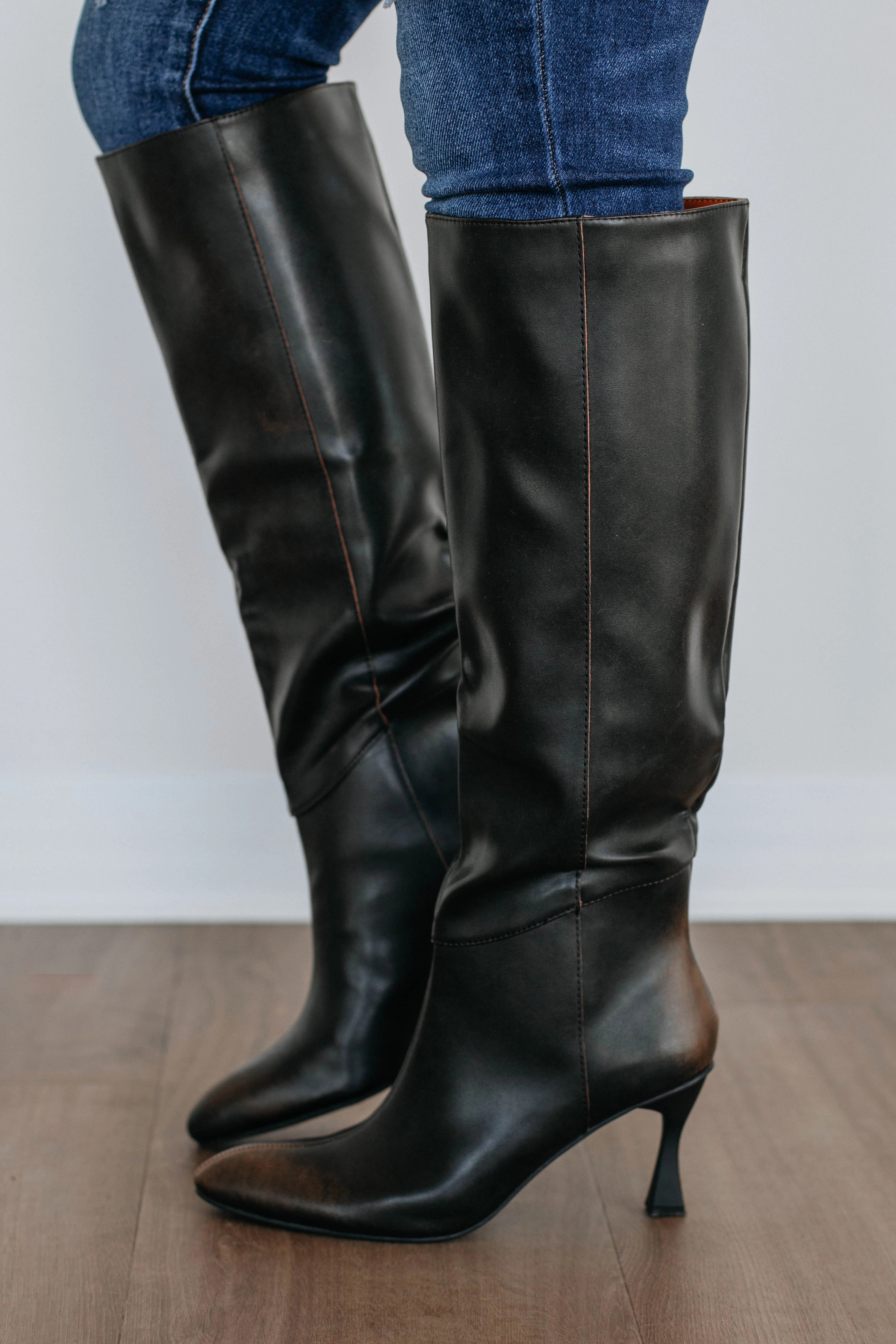 Flexible Outsole Construction Quick Drying Airport Travel Take Me Seriously Boots - Espresso